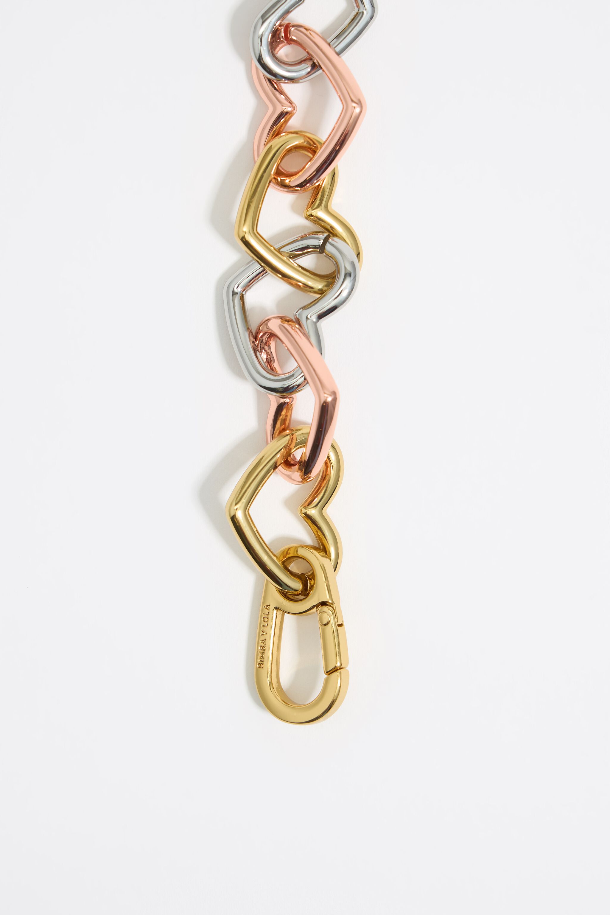 Three-tone heart chain necklace