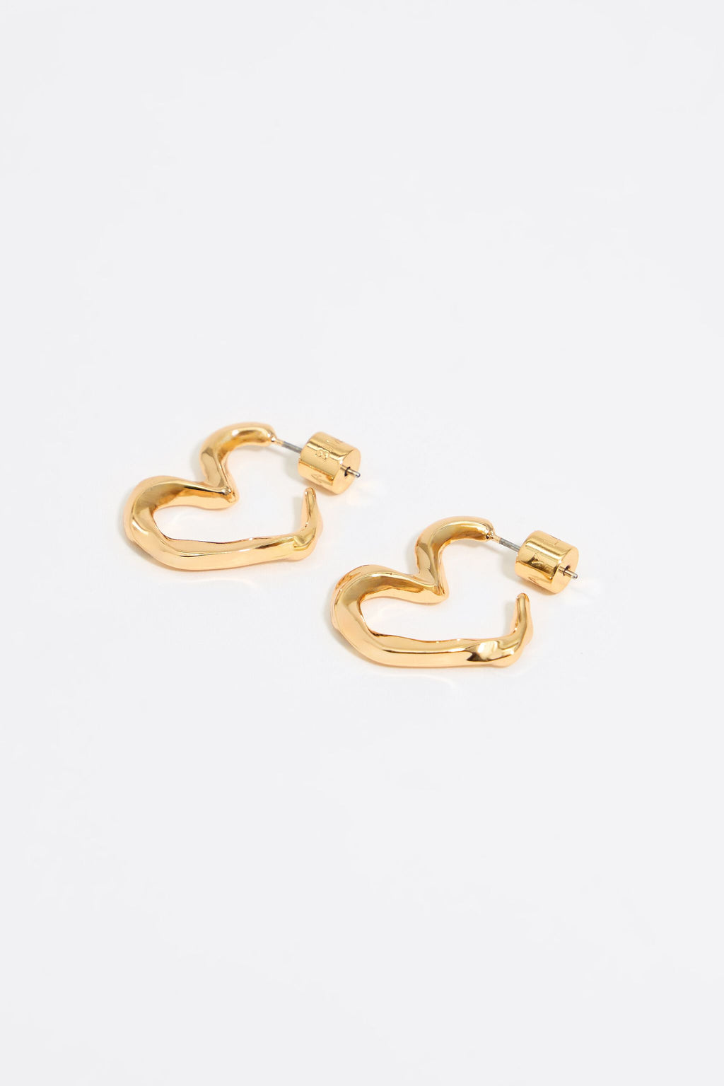 Textured gold heart hoop earrings