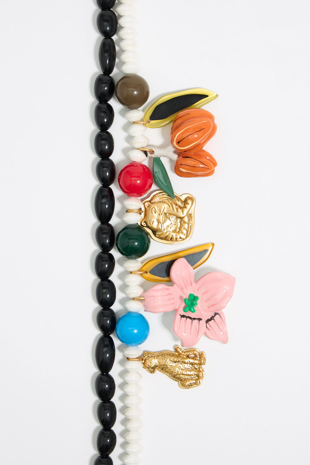 Animals and flowers matte necklace