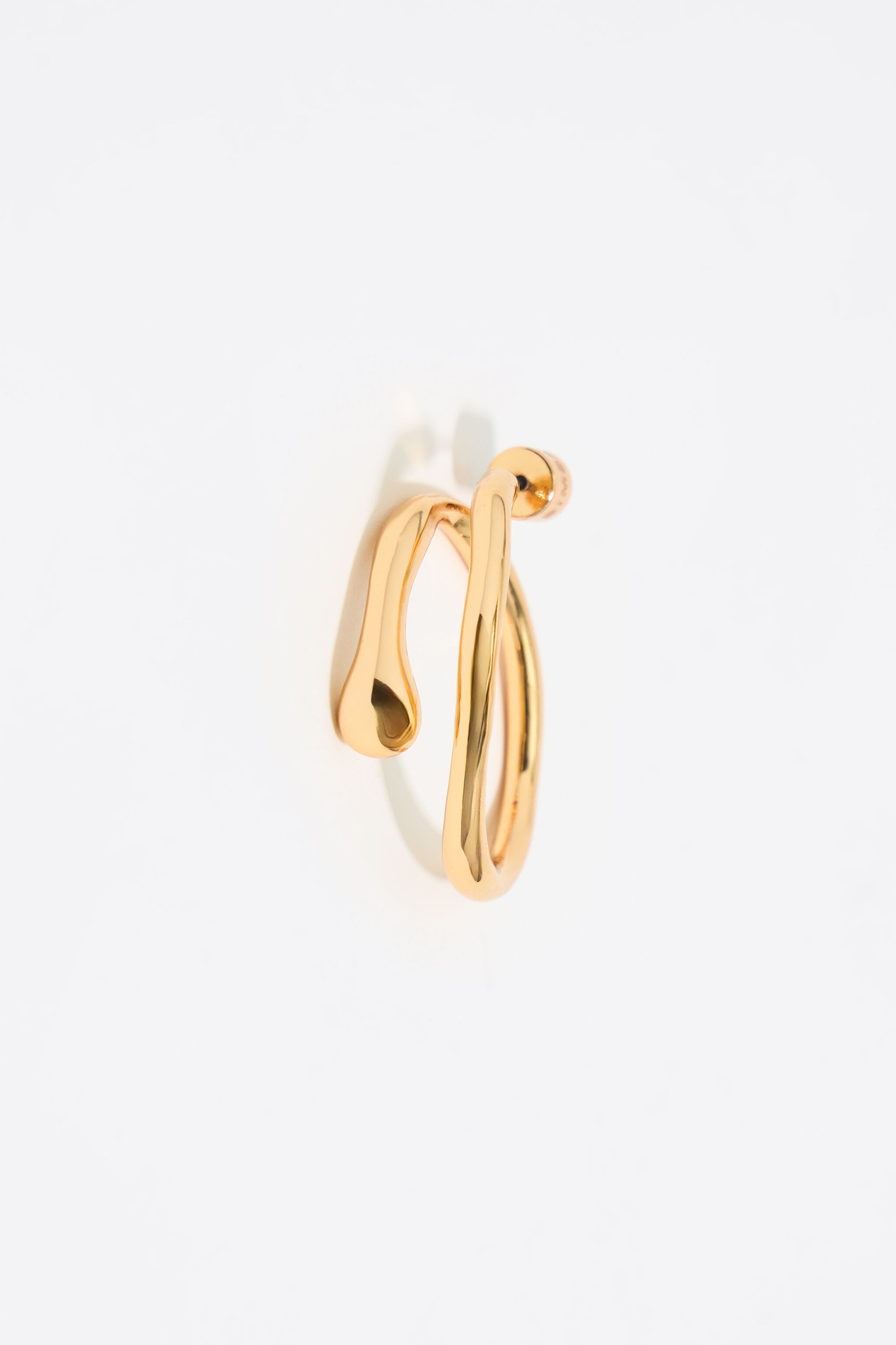 Textured hoop earrings