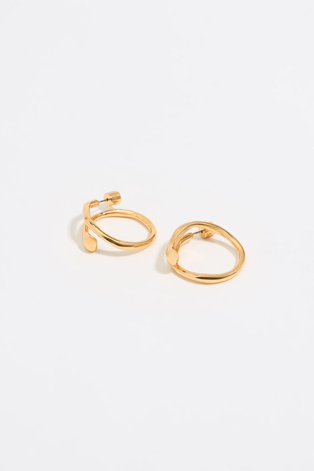 Textured hoop earrings