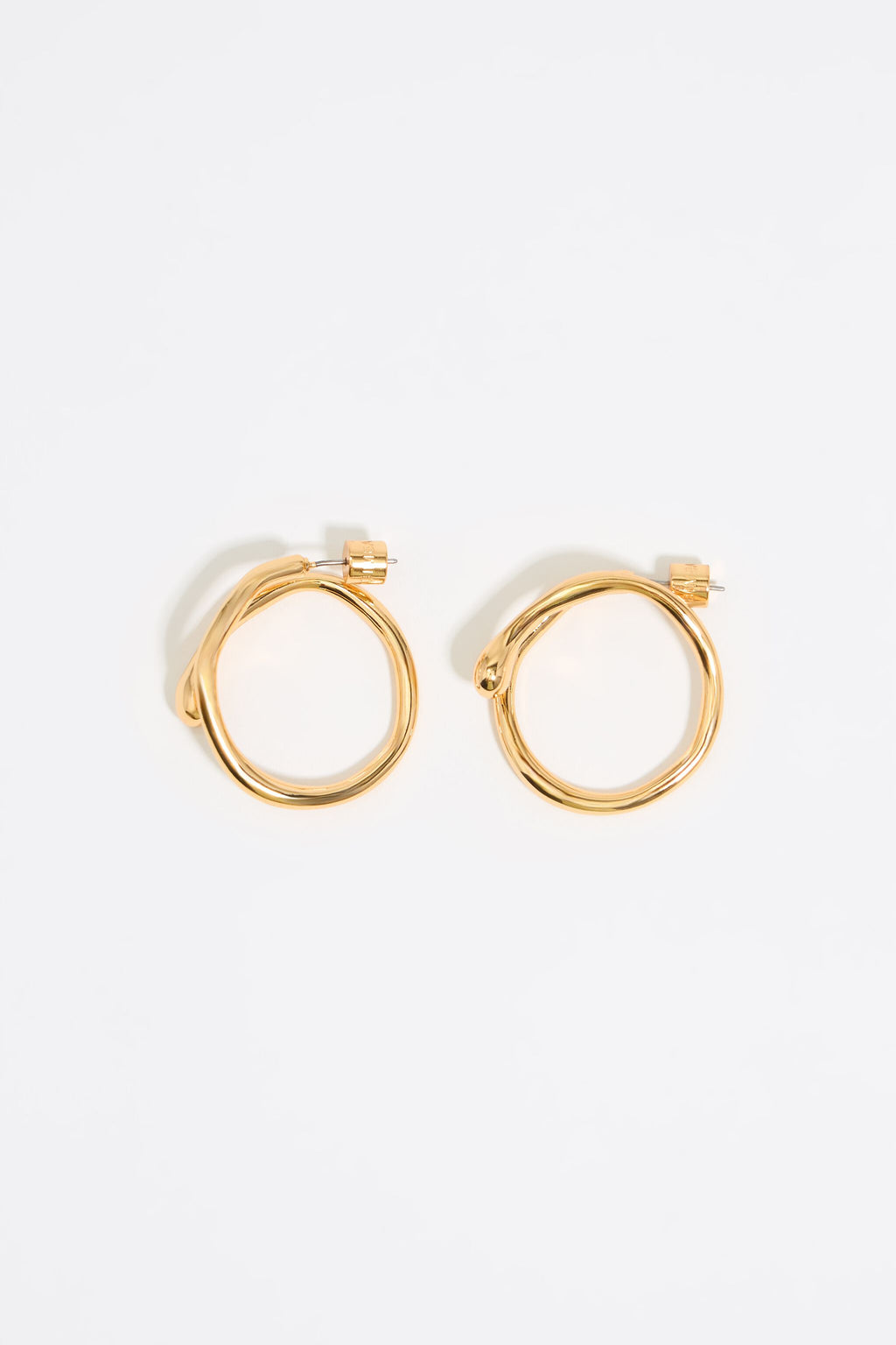 Textured hoop earrings