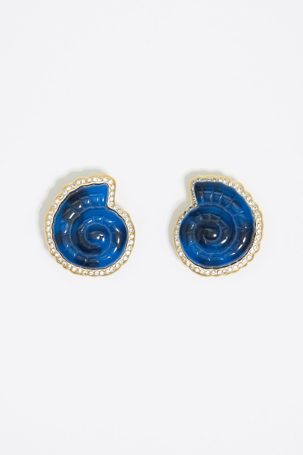 Blue resin shells earrings