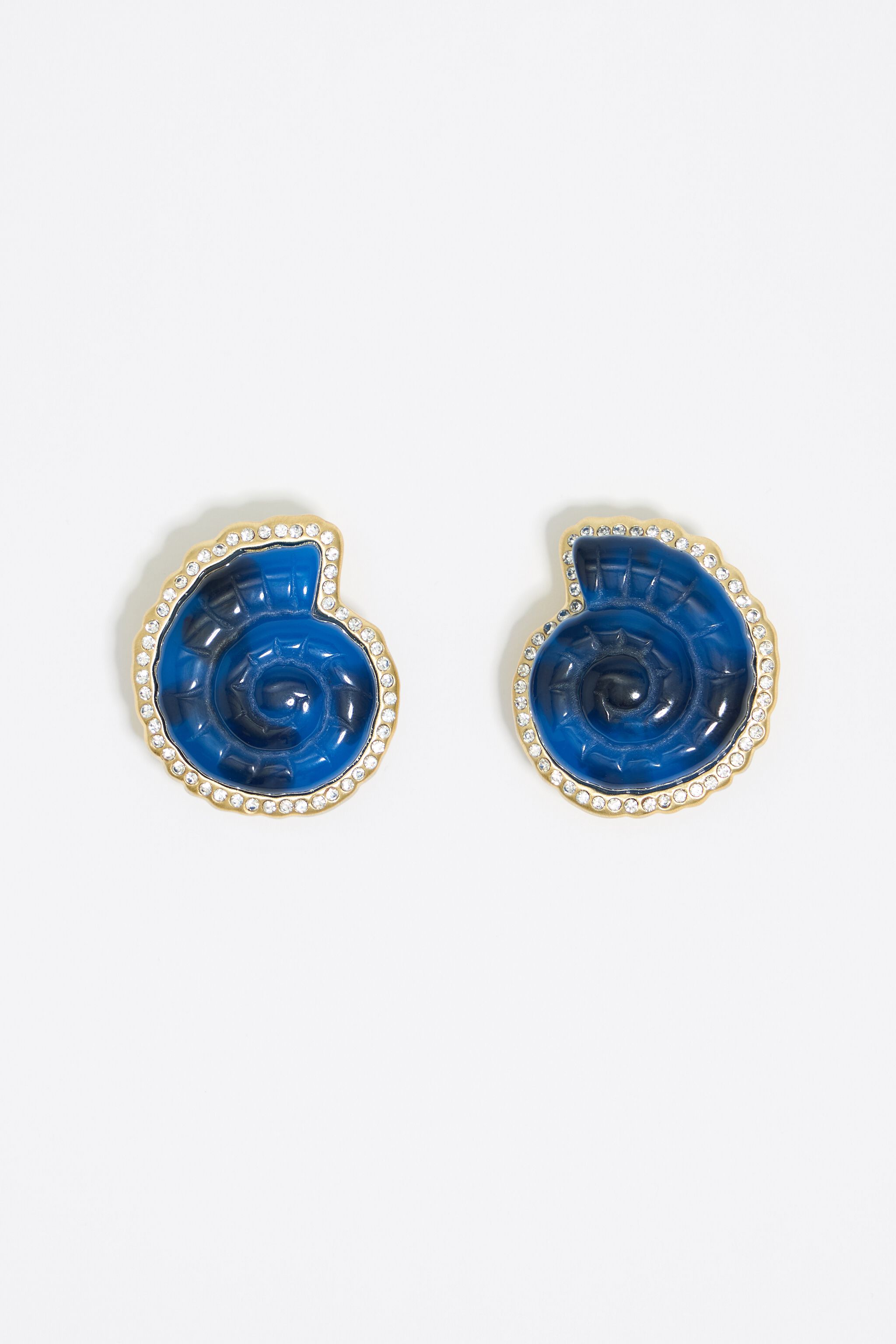 Blue resin shells earrings