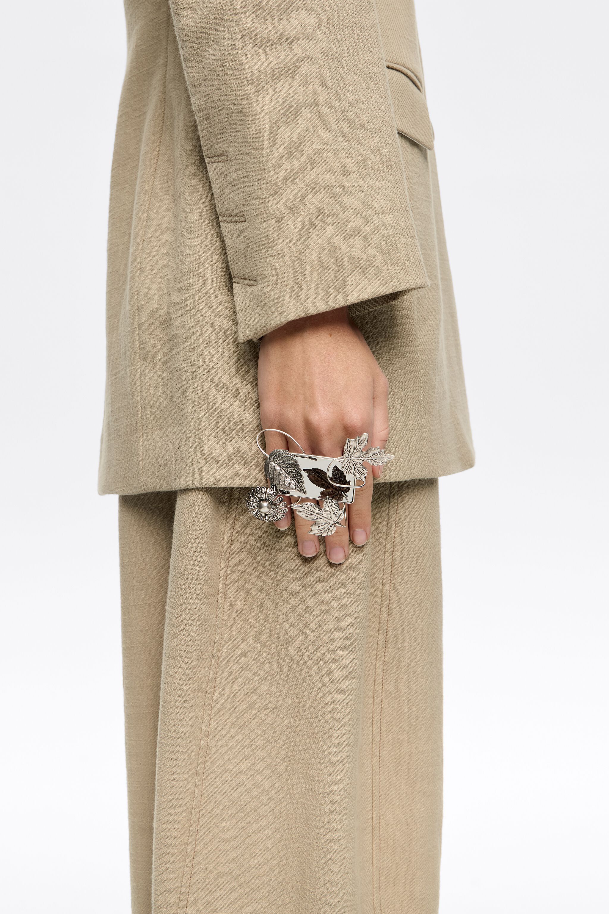 Silver leaves and mirrors double ring