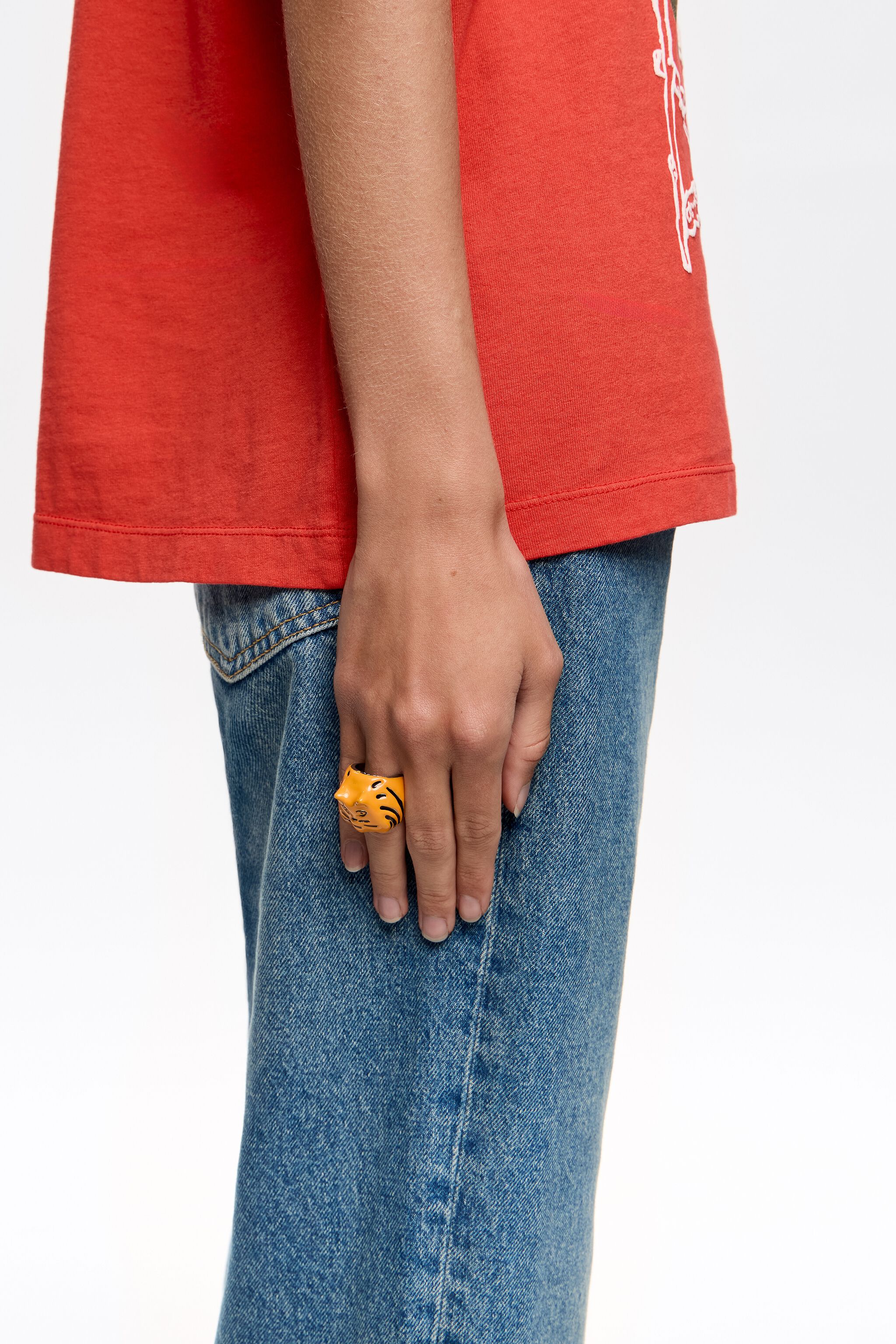 Orange enamel tiger ring