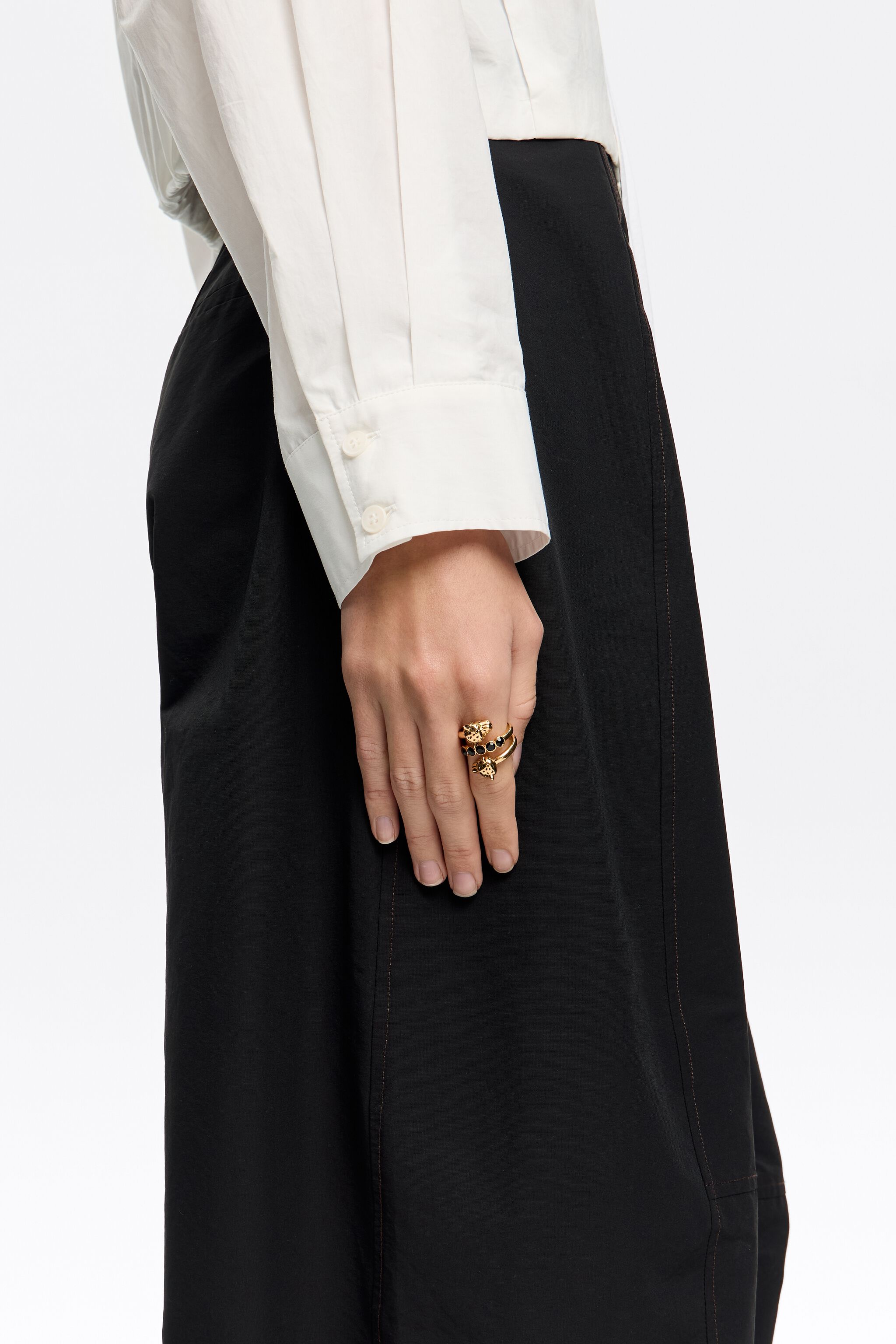 Golden panthers spiral ring