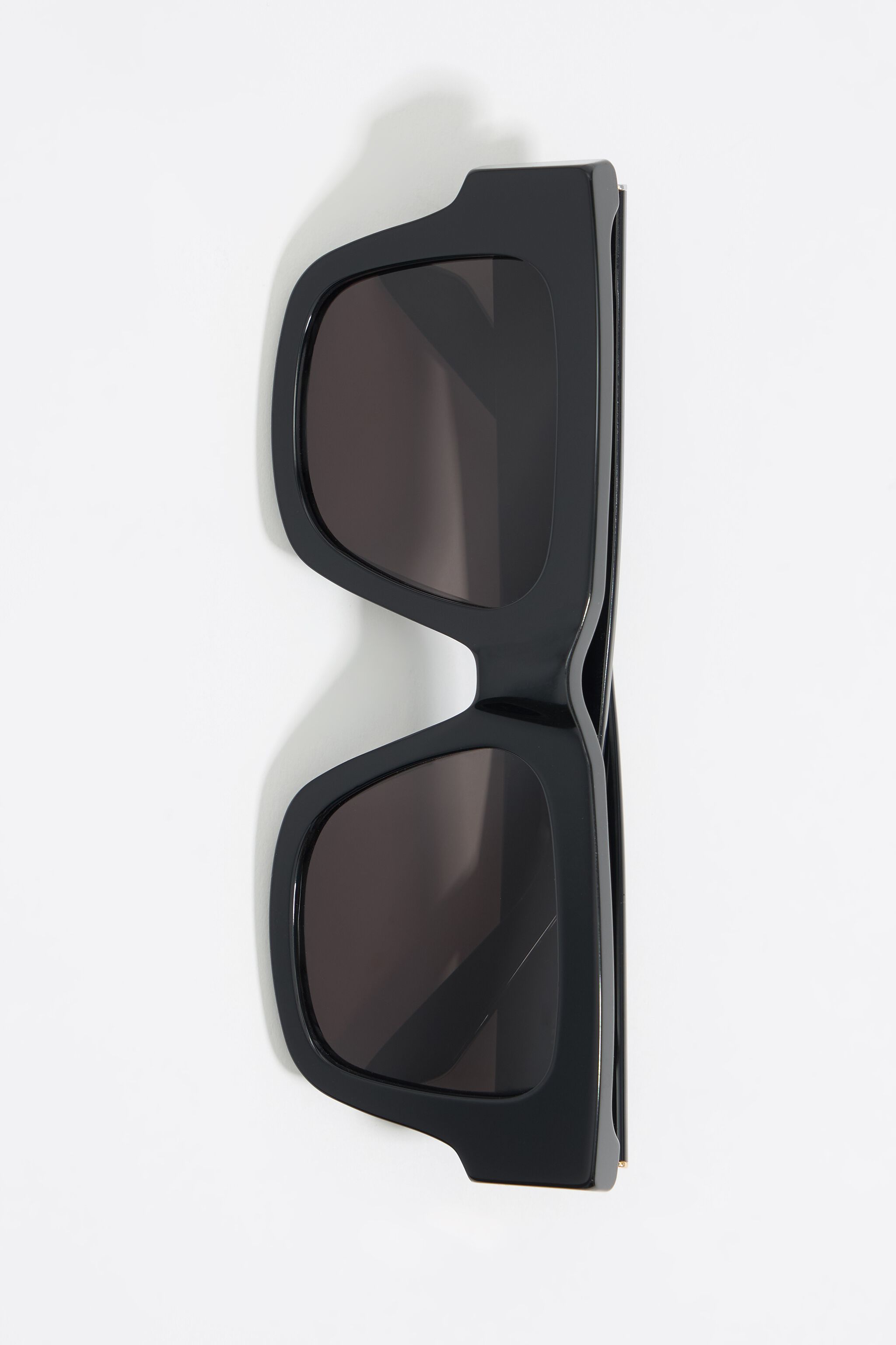 Black Mega BIMBA Y LOLA by RSF" sunglasses
