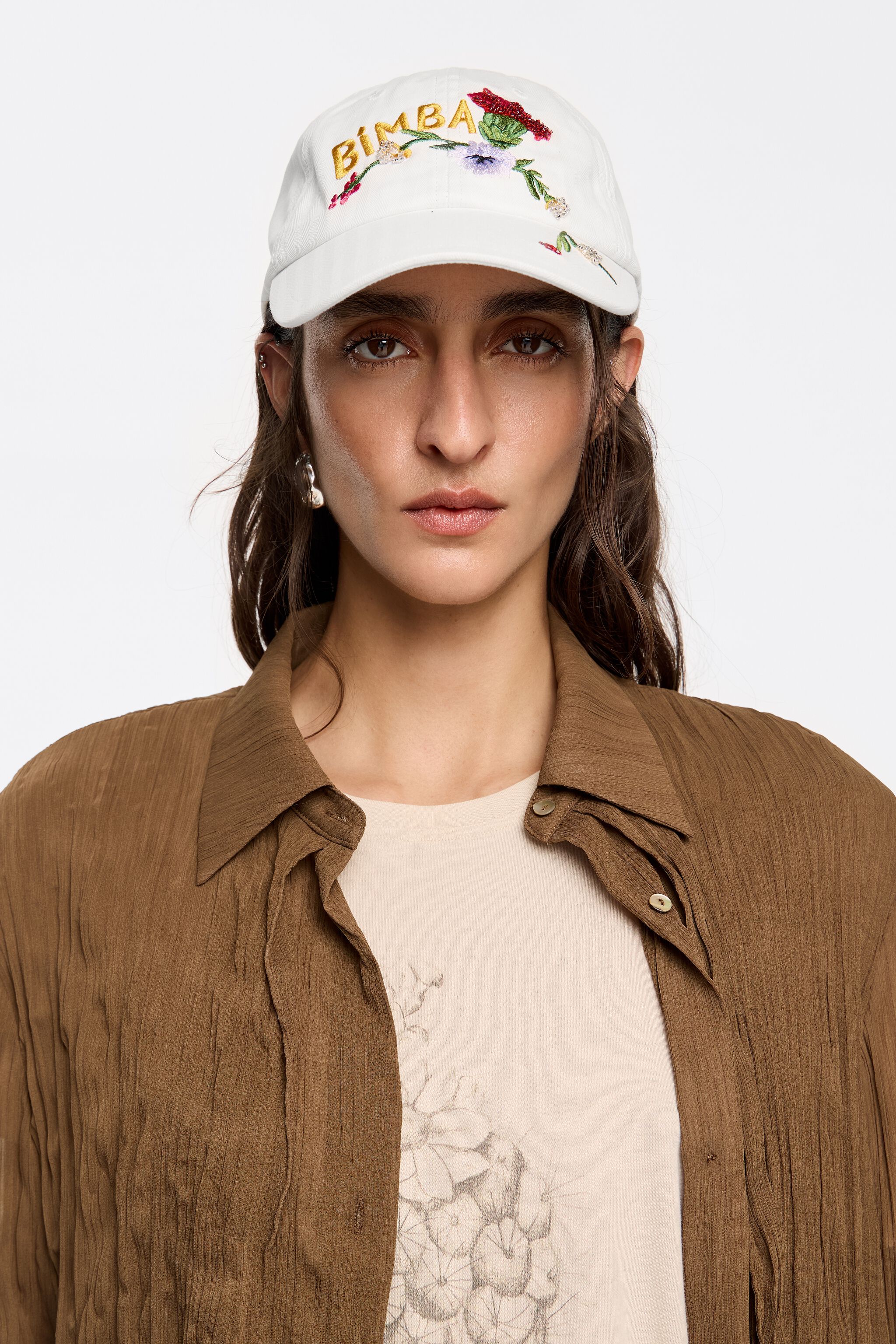 White floral cotton cap