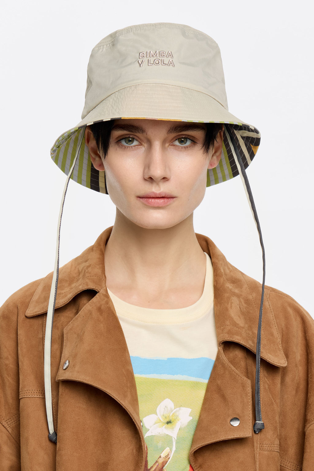 White nylon bucket hat