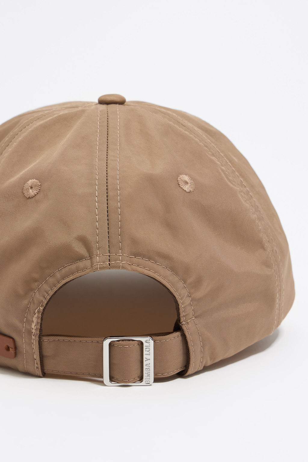 Camel nylon cap