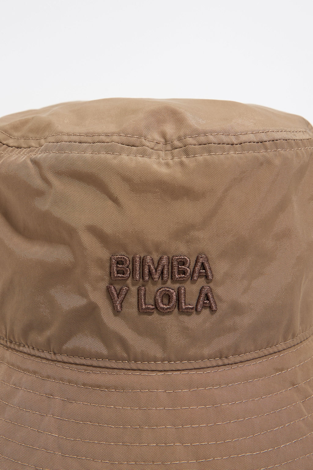 Camel nylon bucket hat
