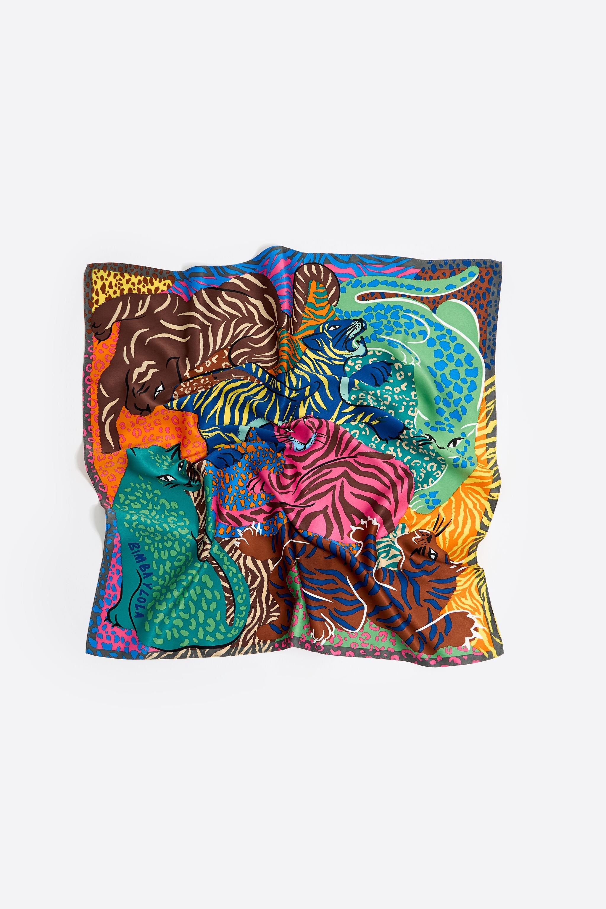 Multicolor tigers scarf bag charm