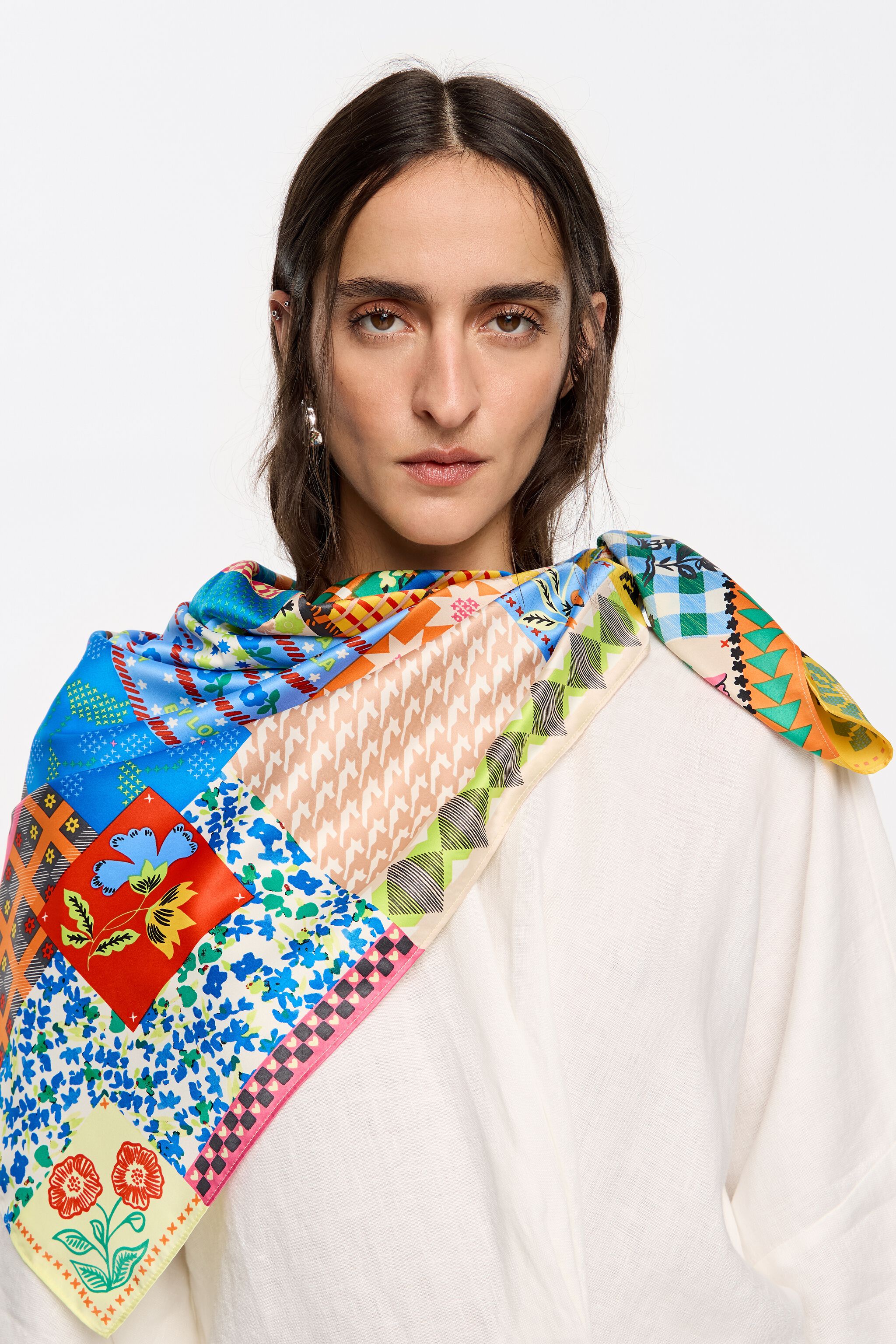 Patchwork multicolor print scarf