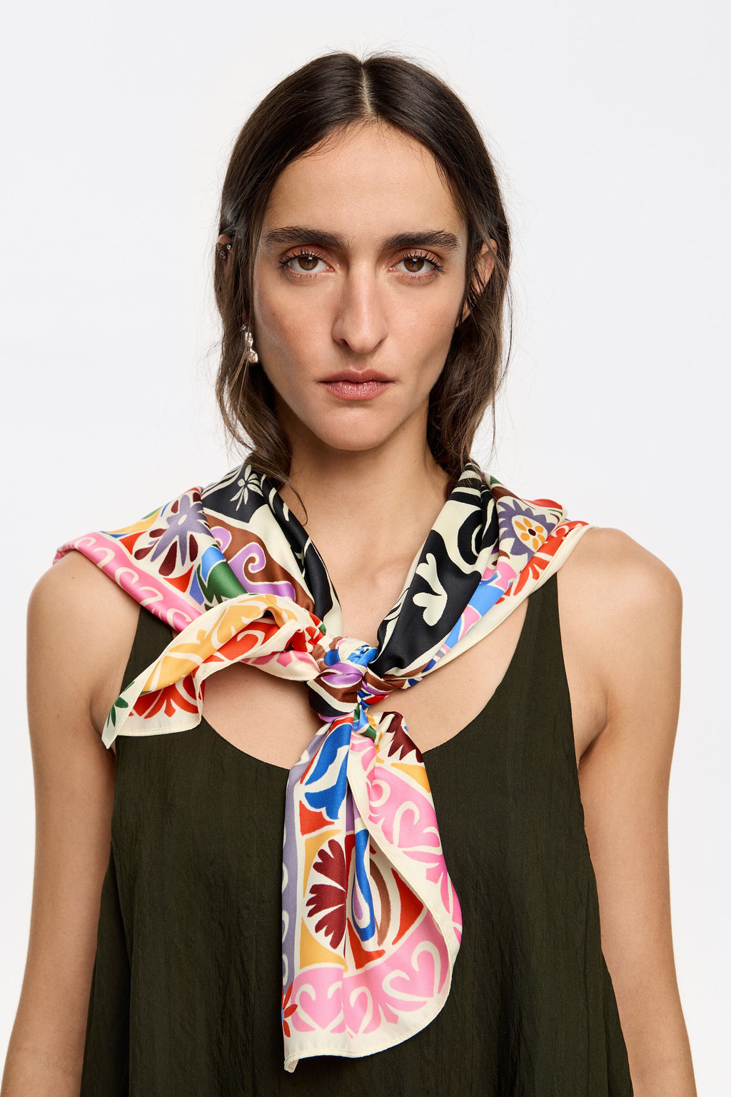 Animal and concentric frames scarf