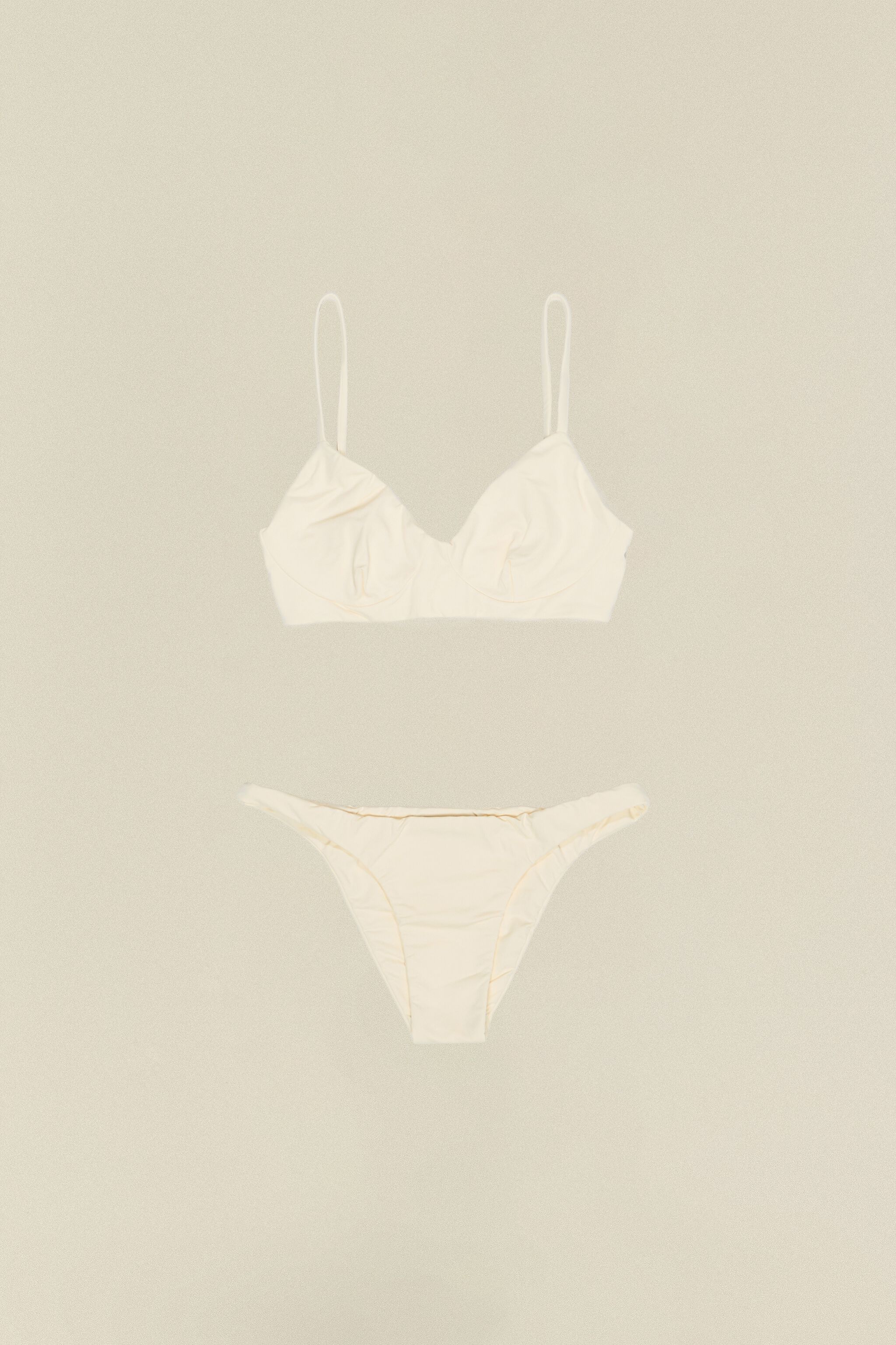 Ivory Daniele bikini