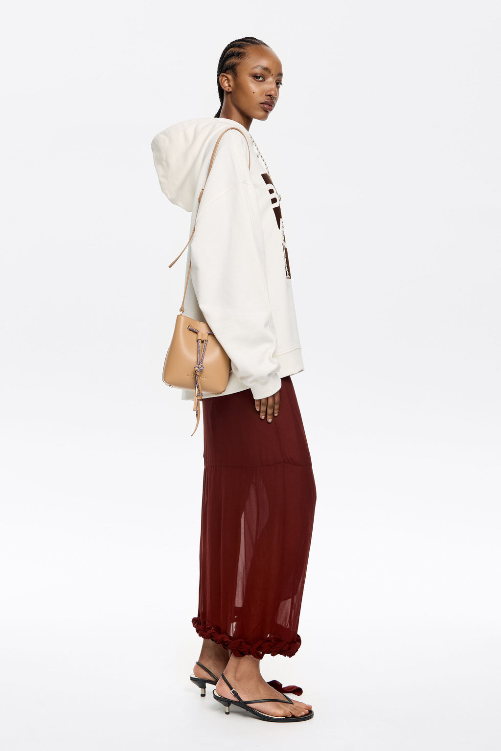 Mini caramel leather Chihuahua bucket bag