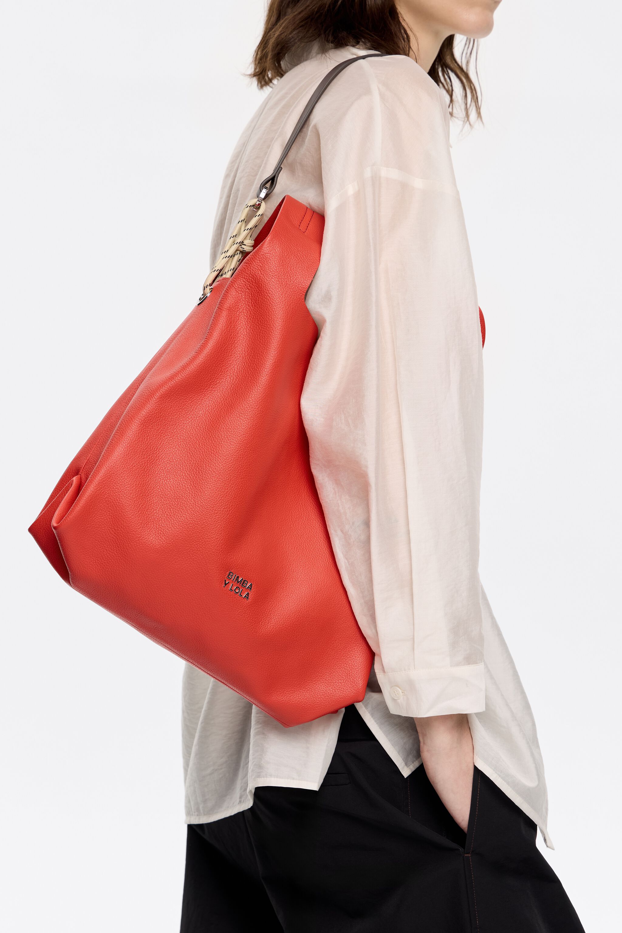 Medium coral leather Paper bag