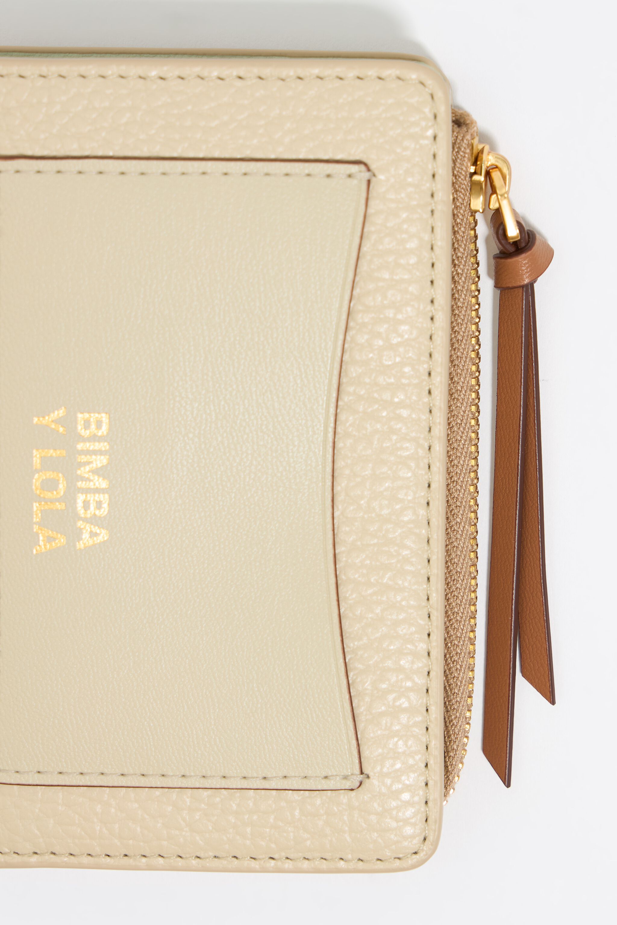 Asparagus leather purse