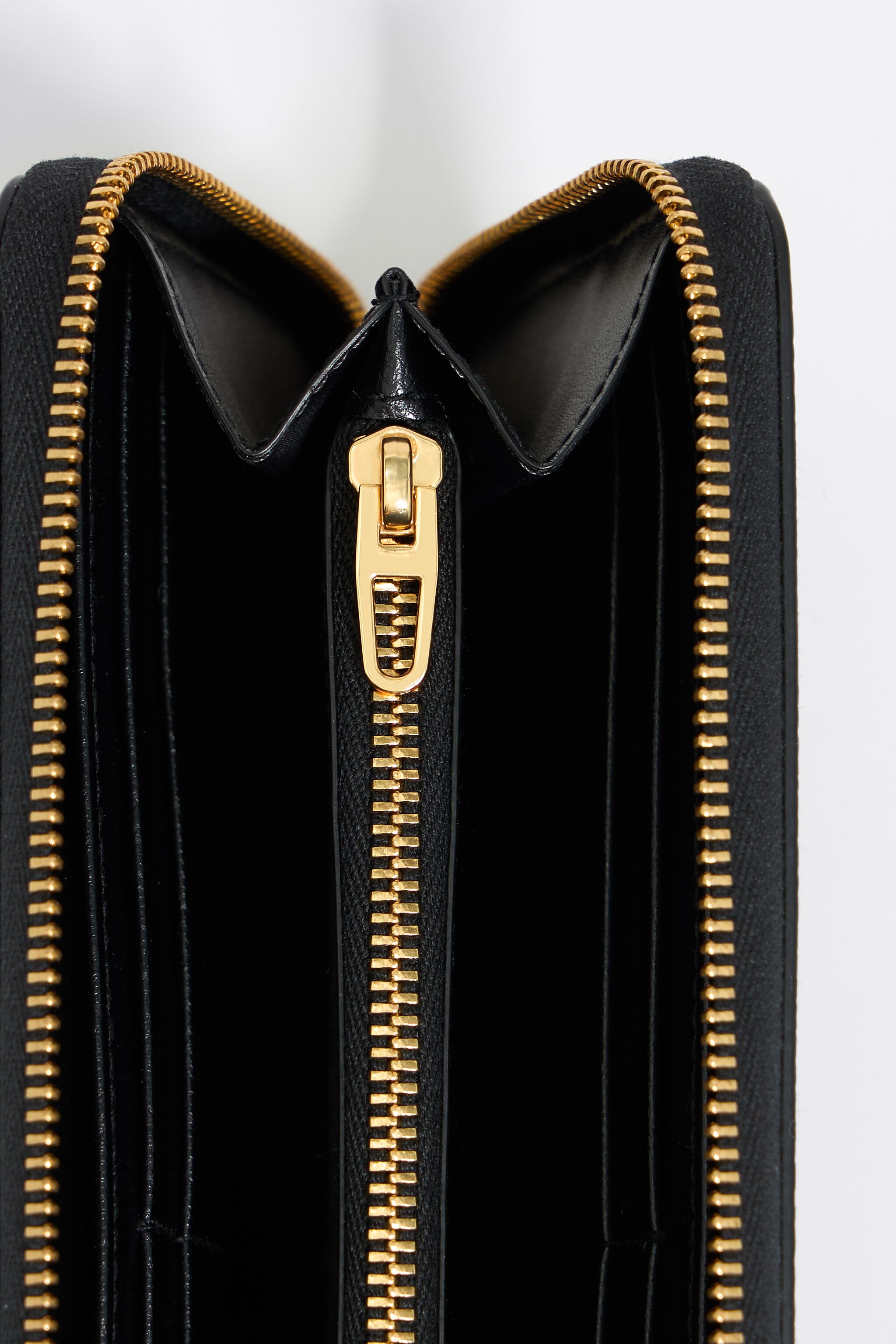 Black leather horizontal wallet