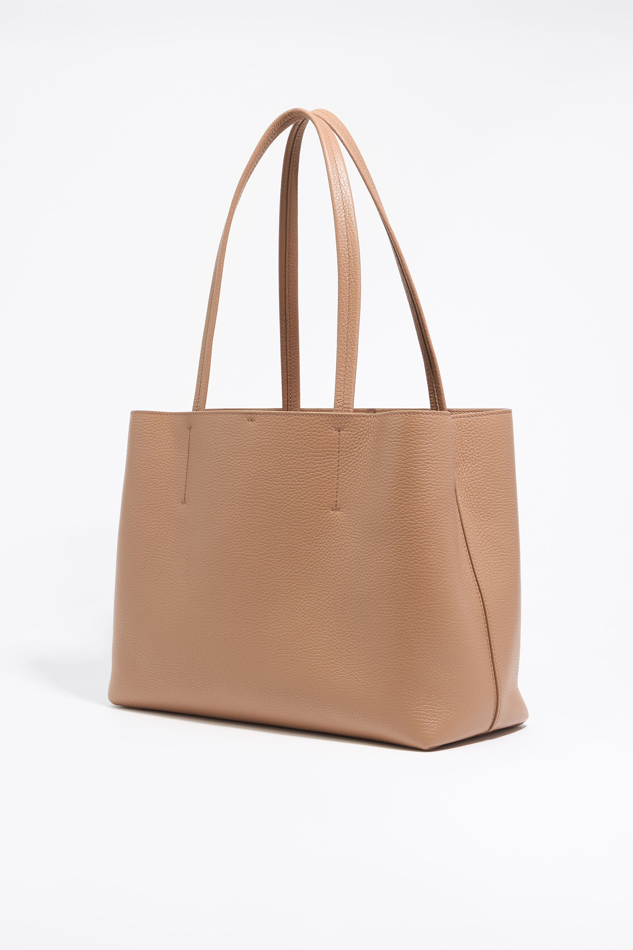 Large light brown leather Chihuahua shopper bag