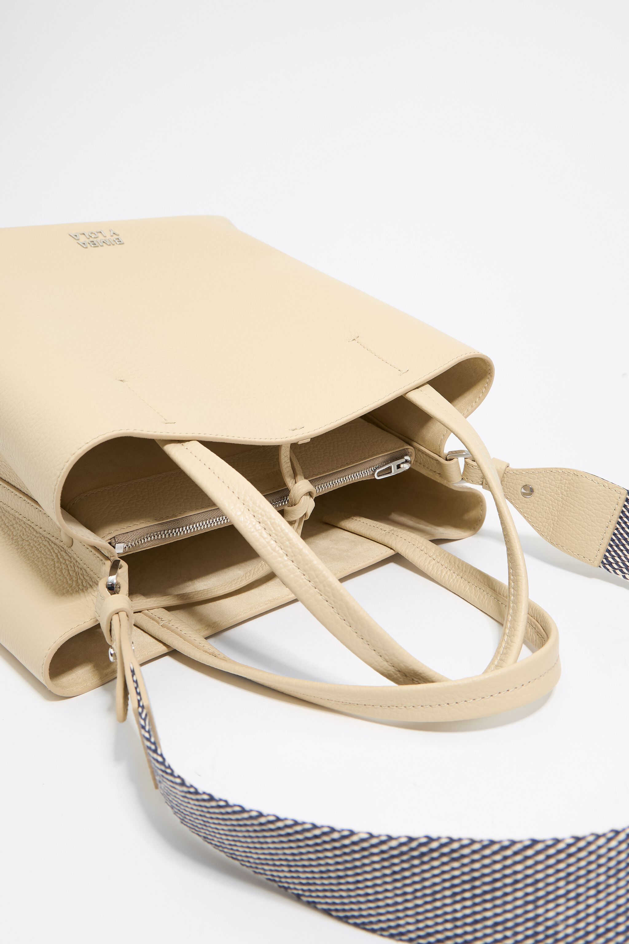 Large asparagus leather Chihuahua bag