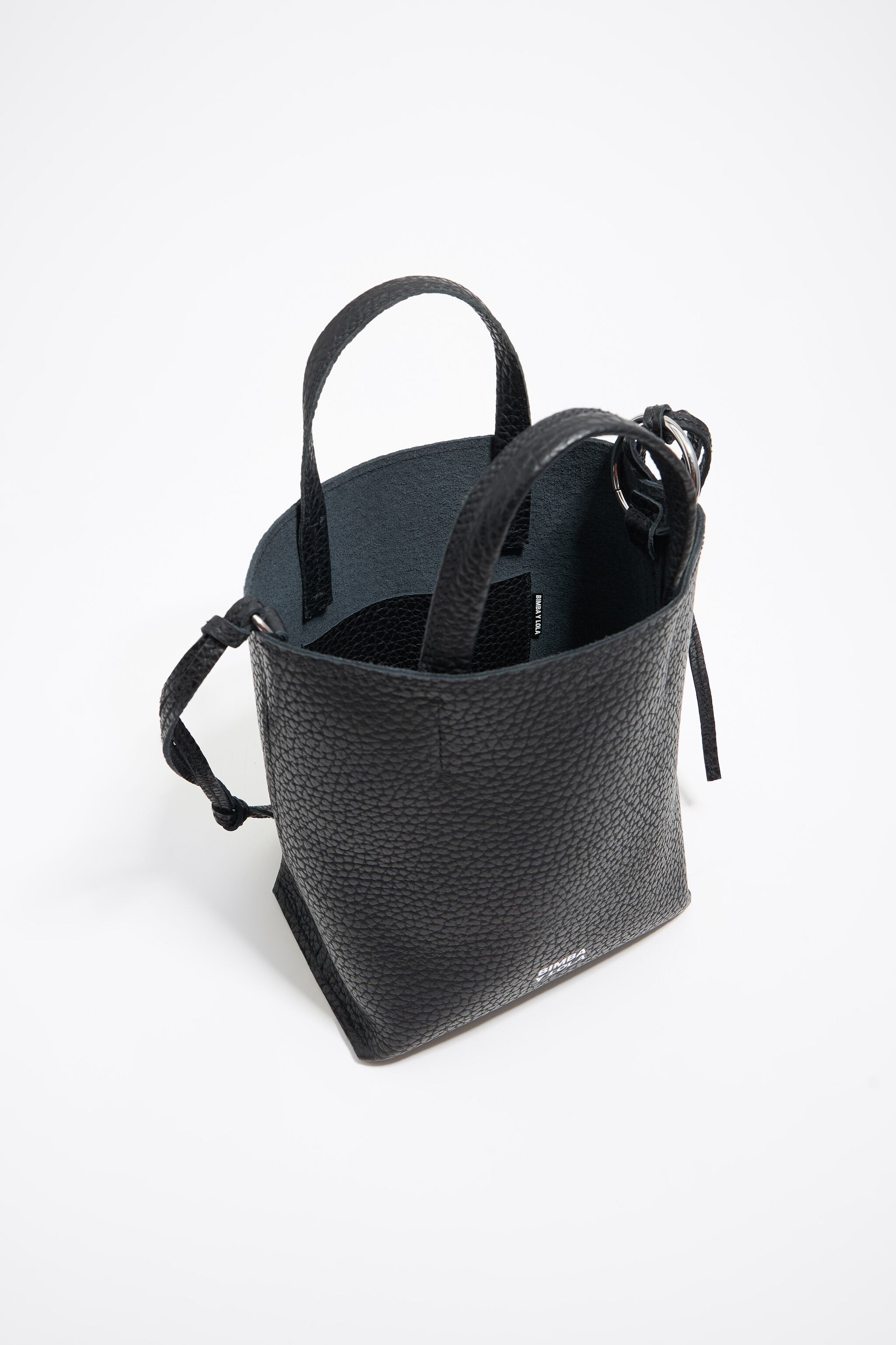 Medium black leather bag