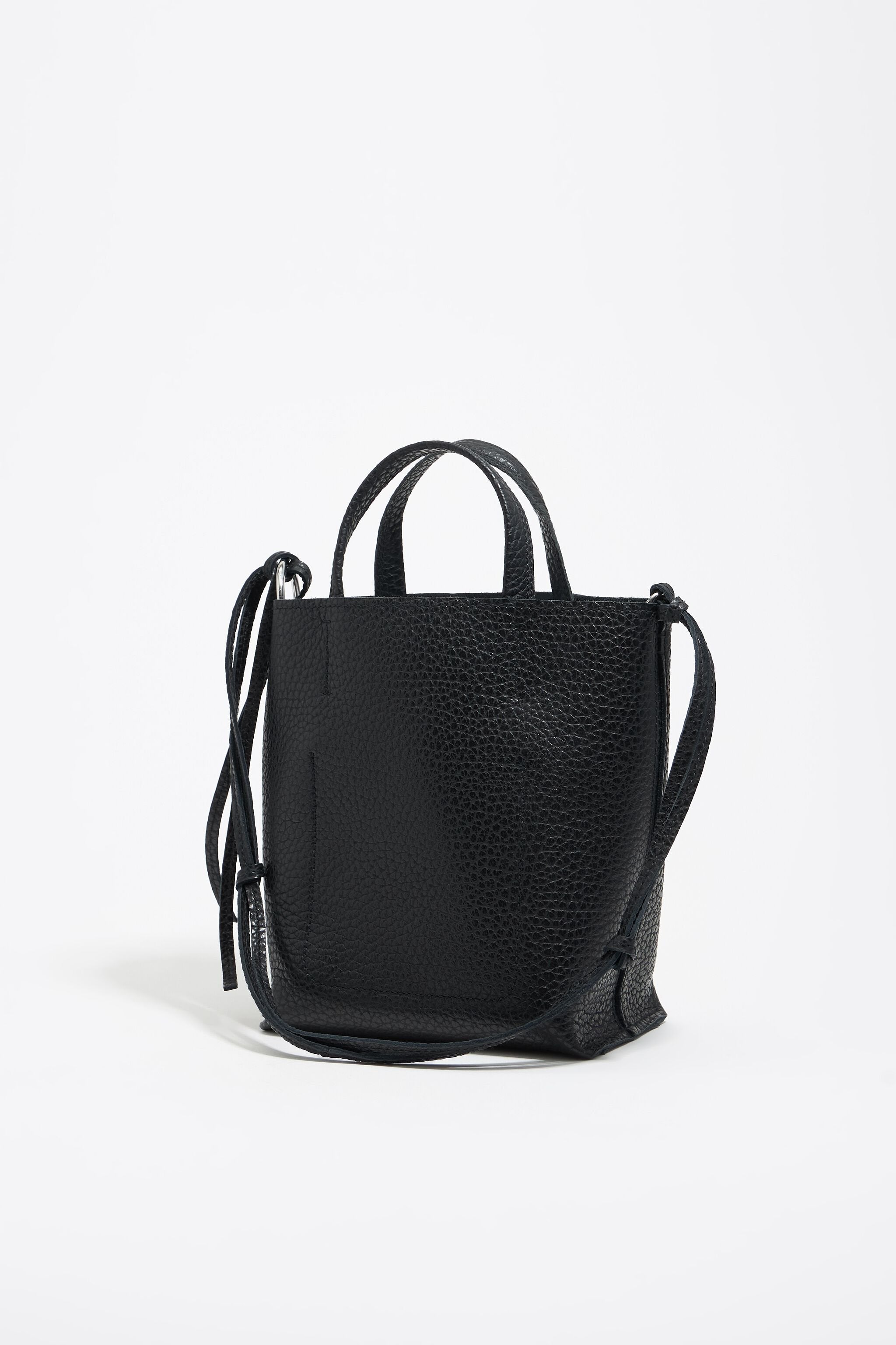 Medium black leather bag