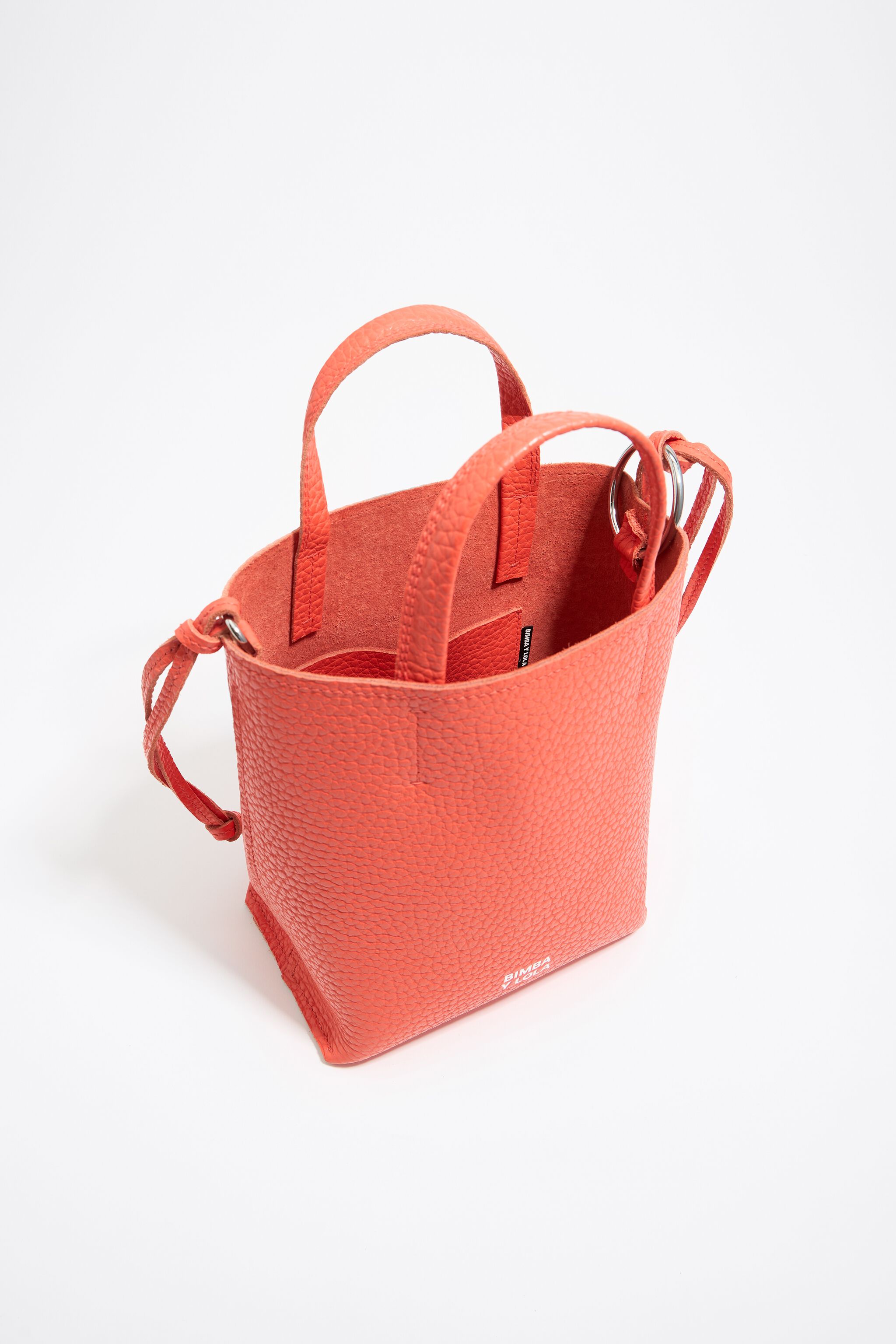 Medium coral leather bag