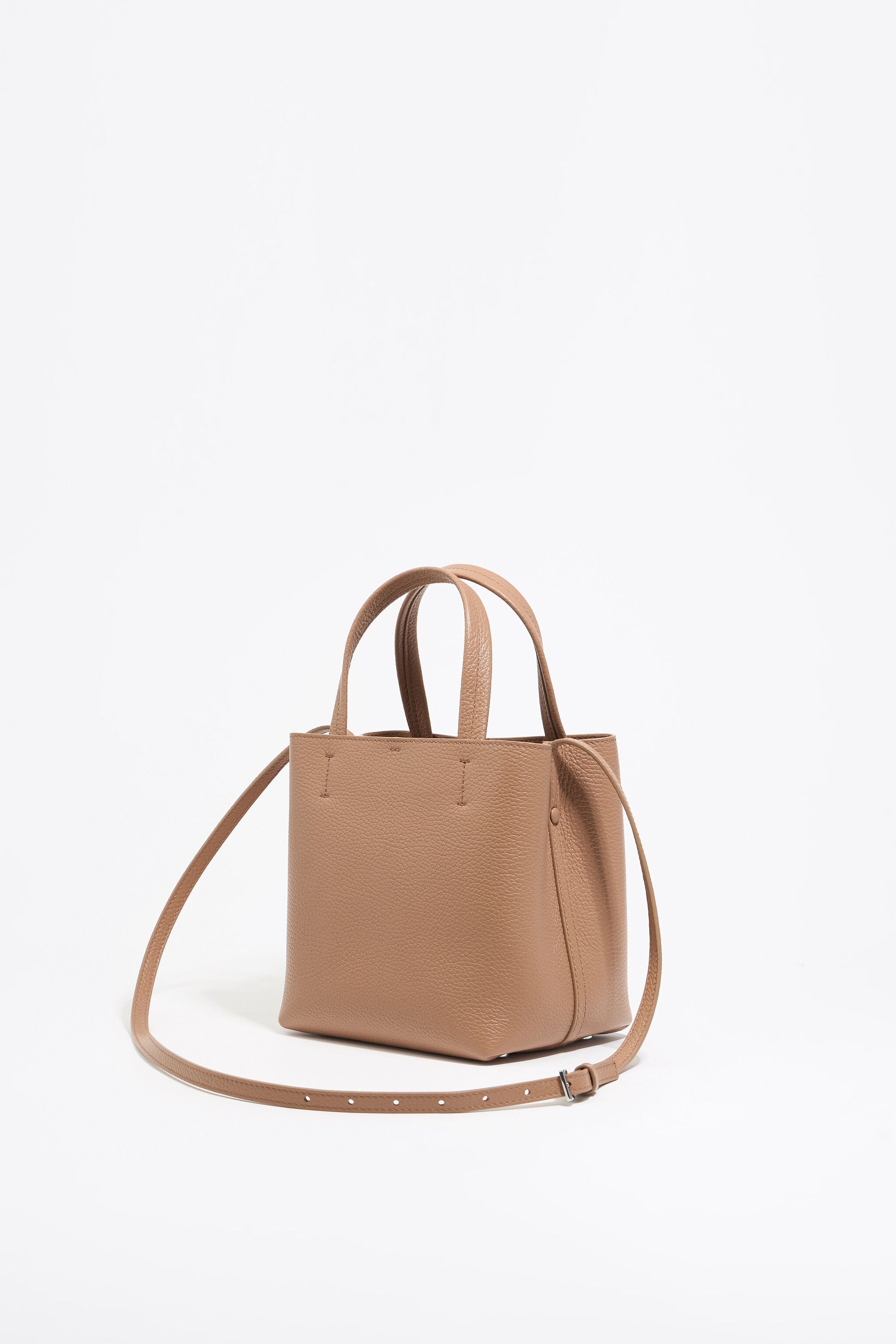 Small light brown leather Chihuahua bag