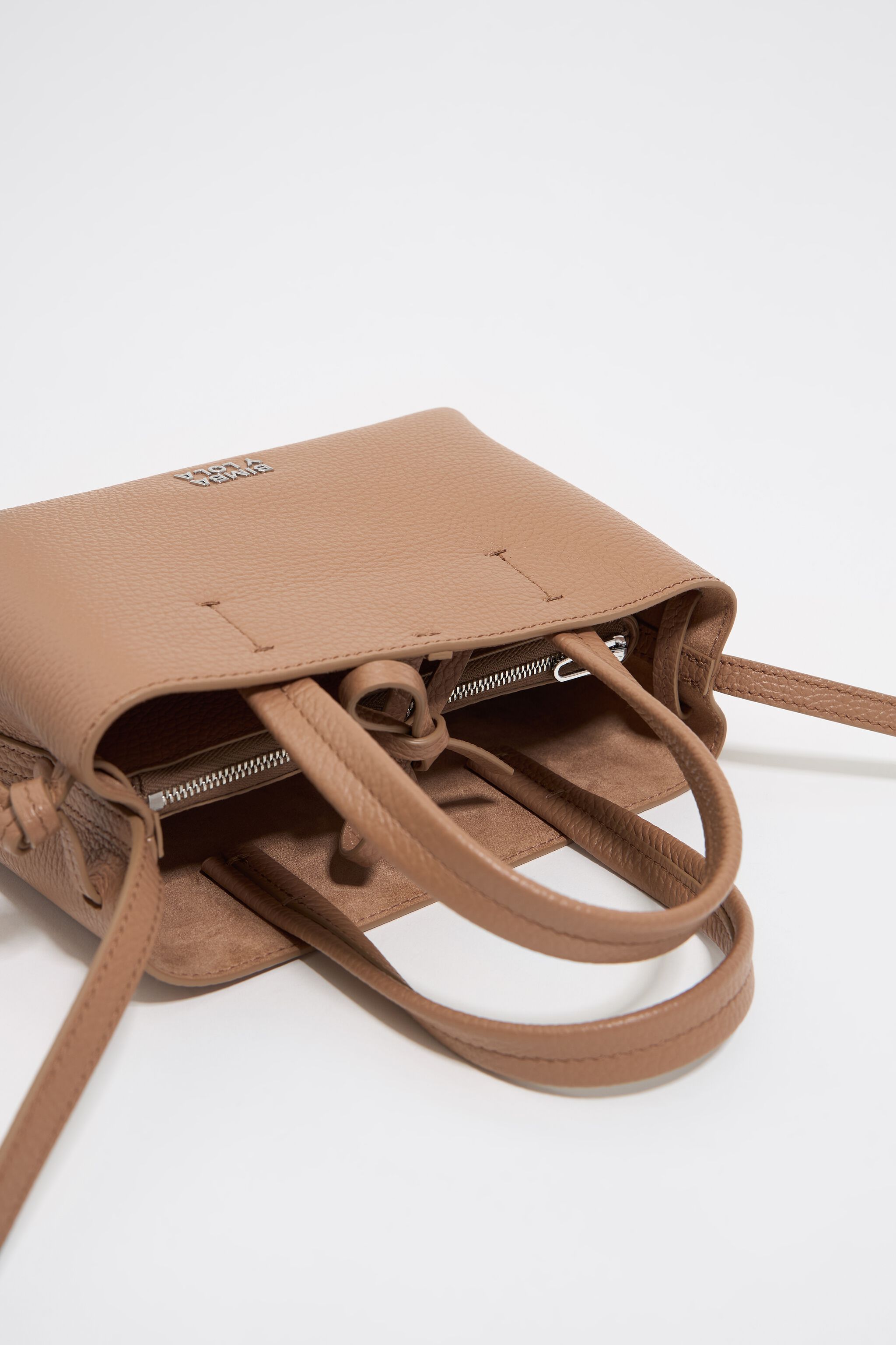 Mini light brown leather Chihuahua bag