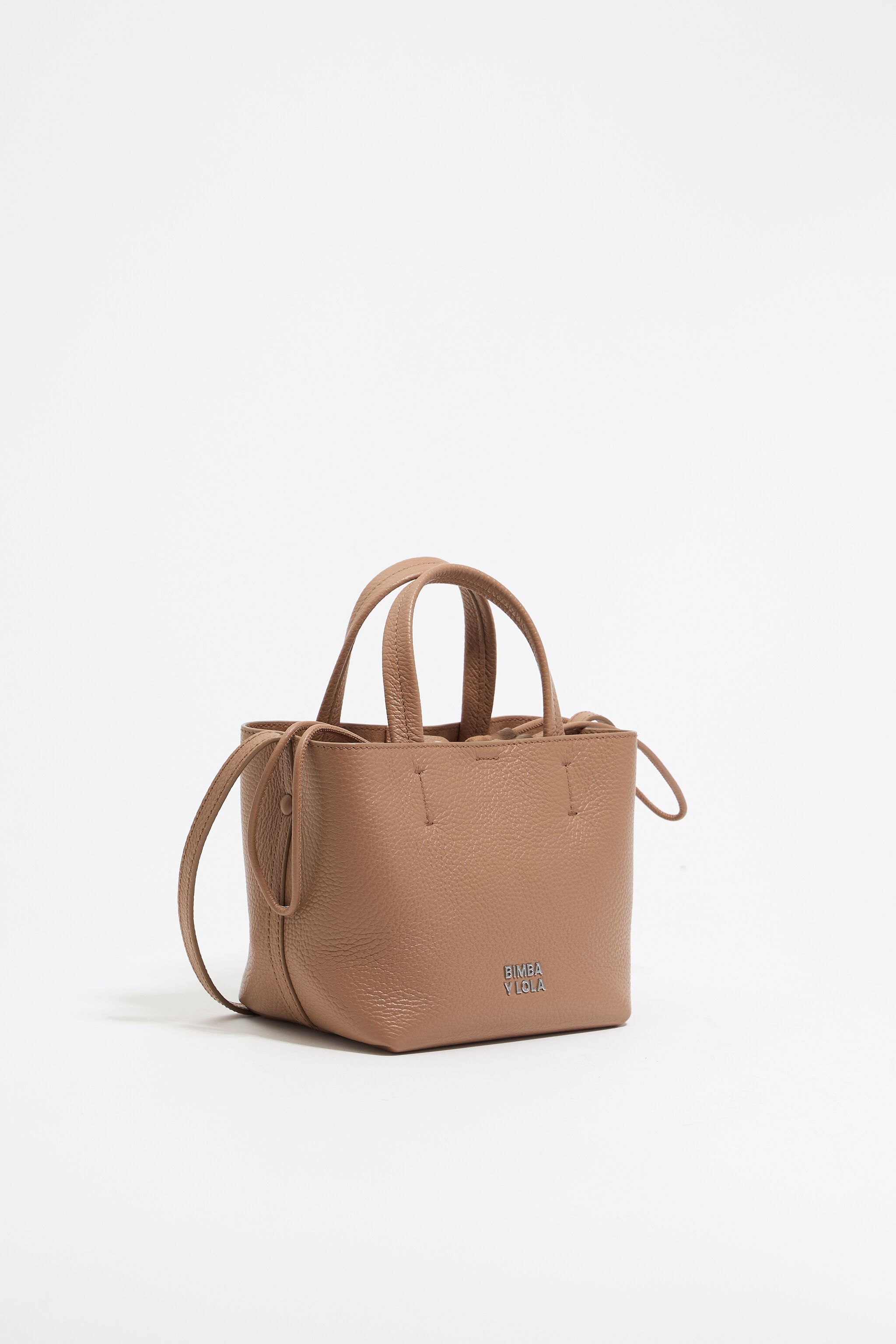 Mini light brown leather Chihuahua bag