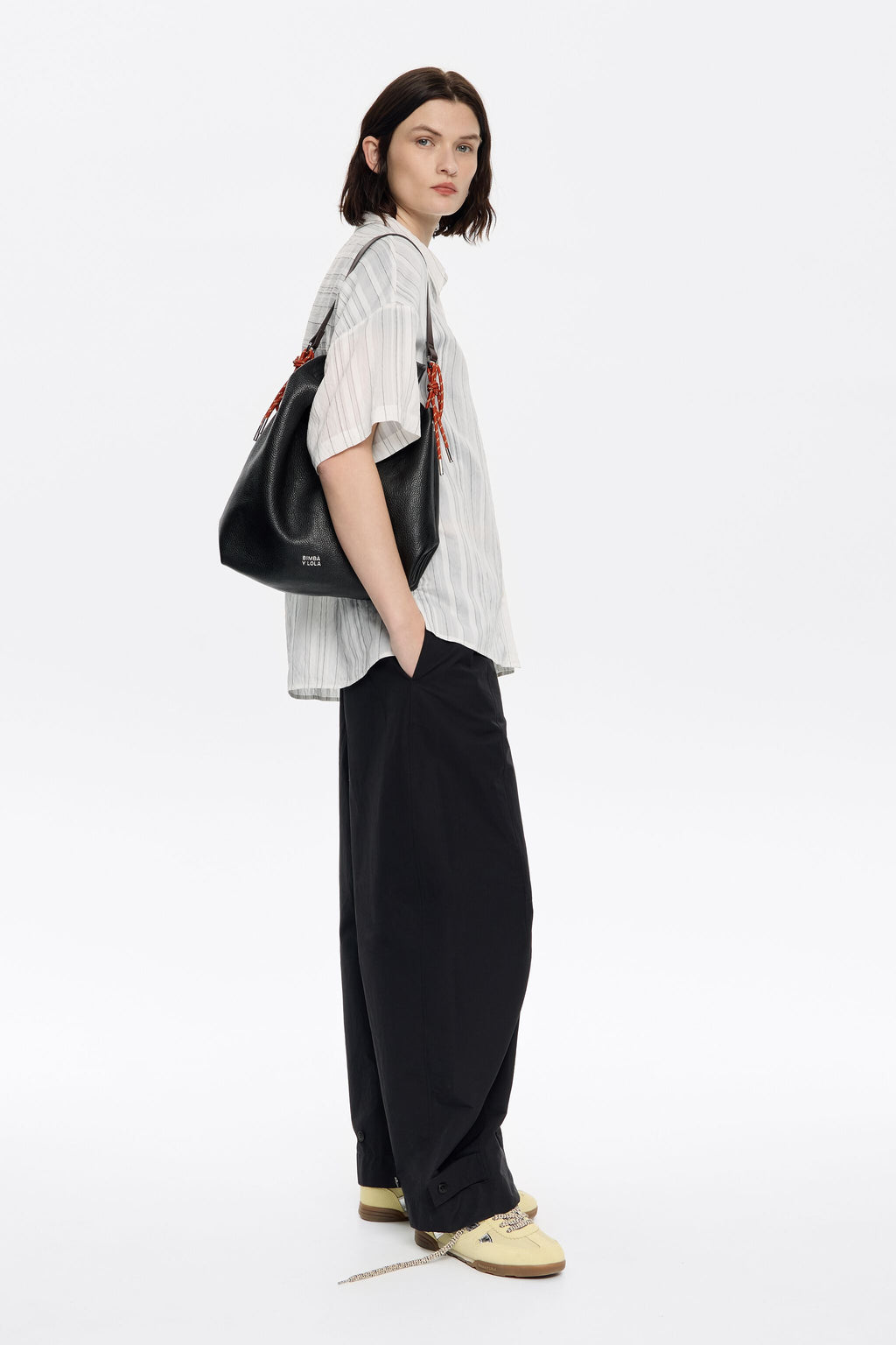 Medium black leather Paper bag