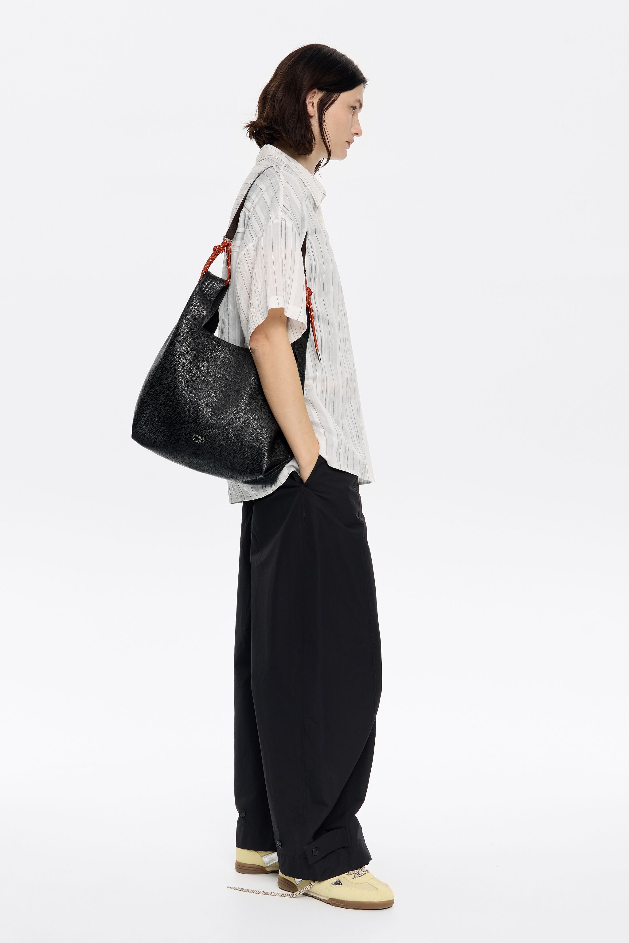 Medium black leather Paper bag