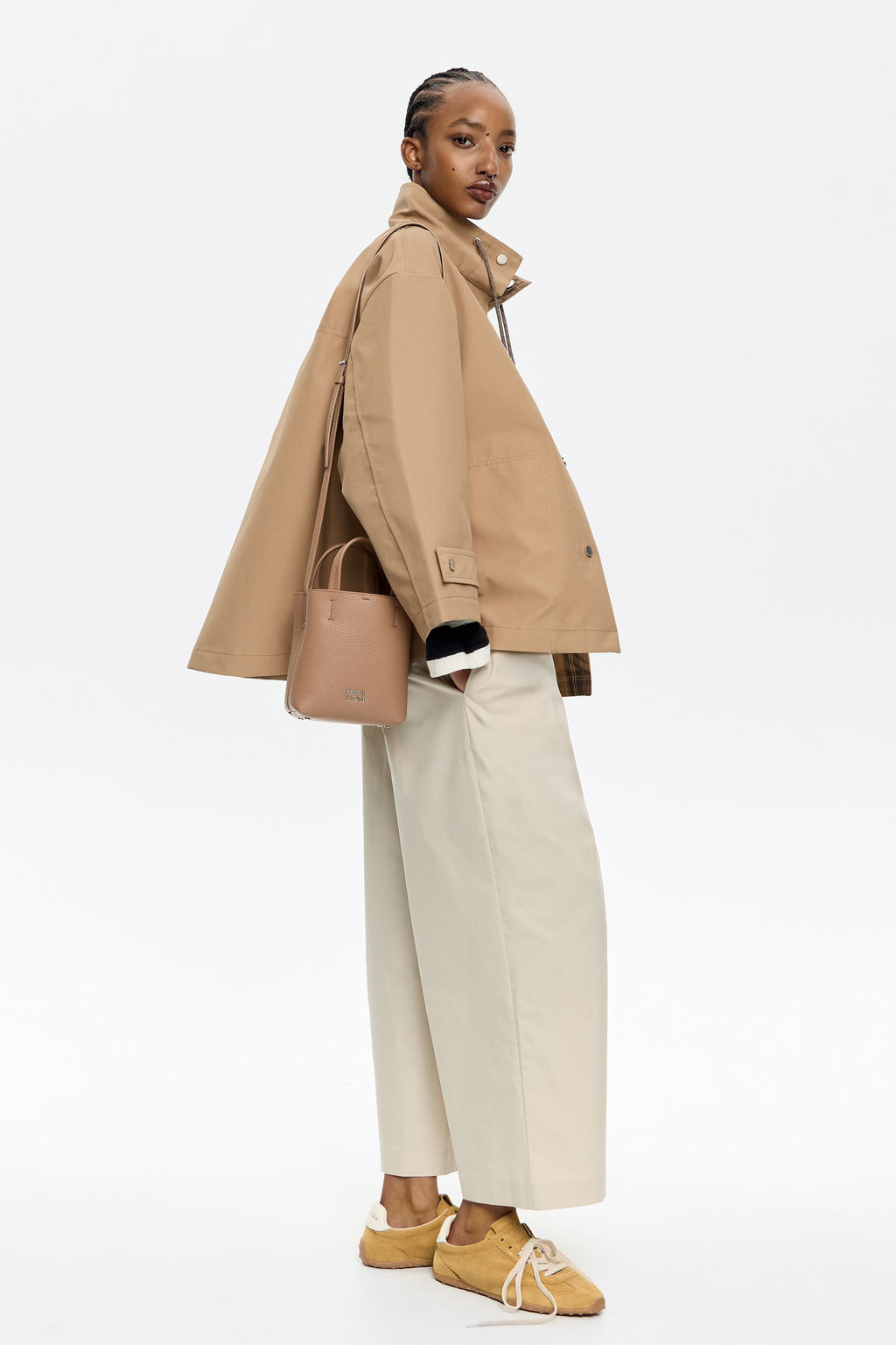 Mini light brown leather Chihuahua bag