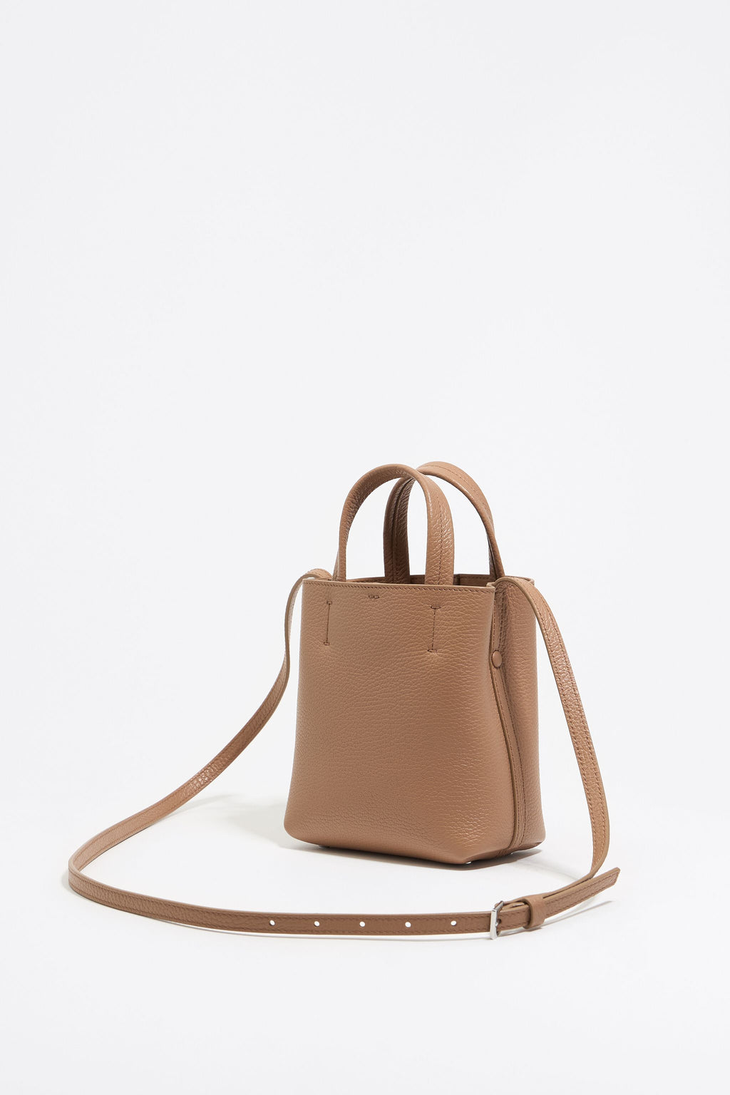 Mini light brown leather Chihuahua bag