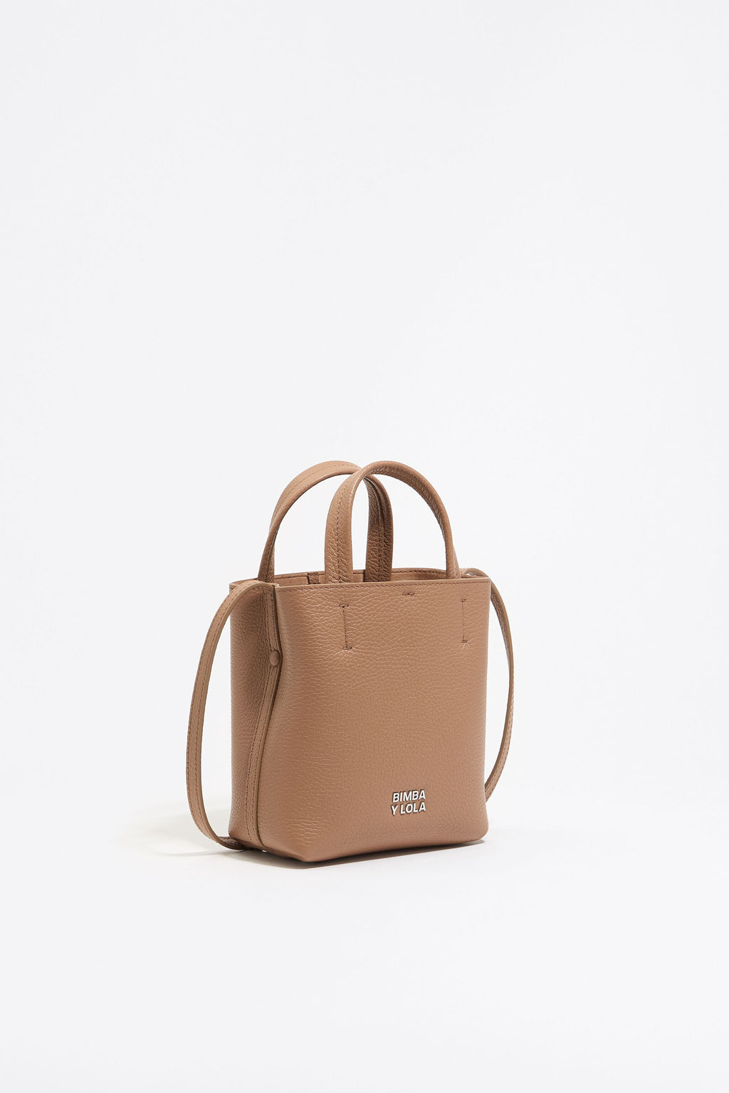 Mini light brown leather Chihuahua bag