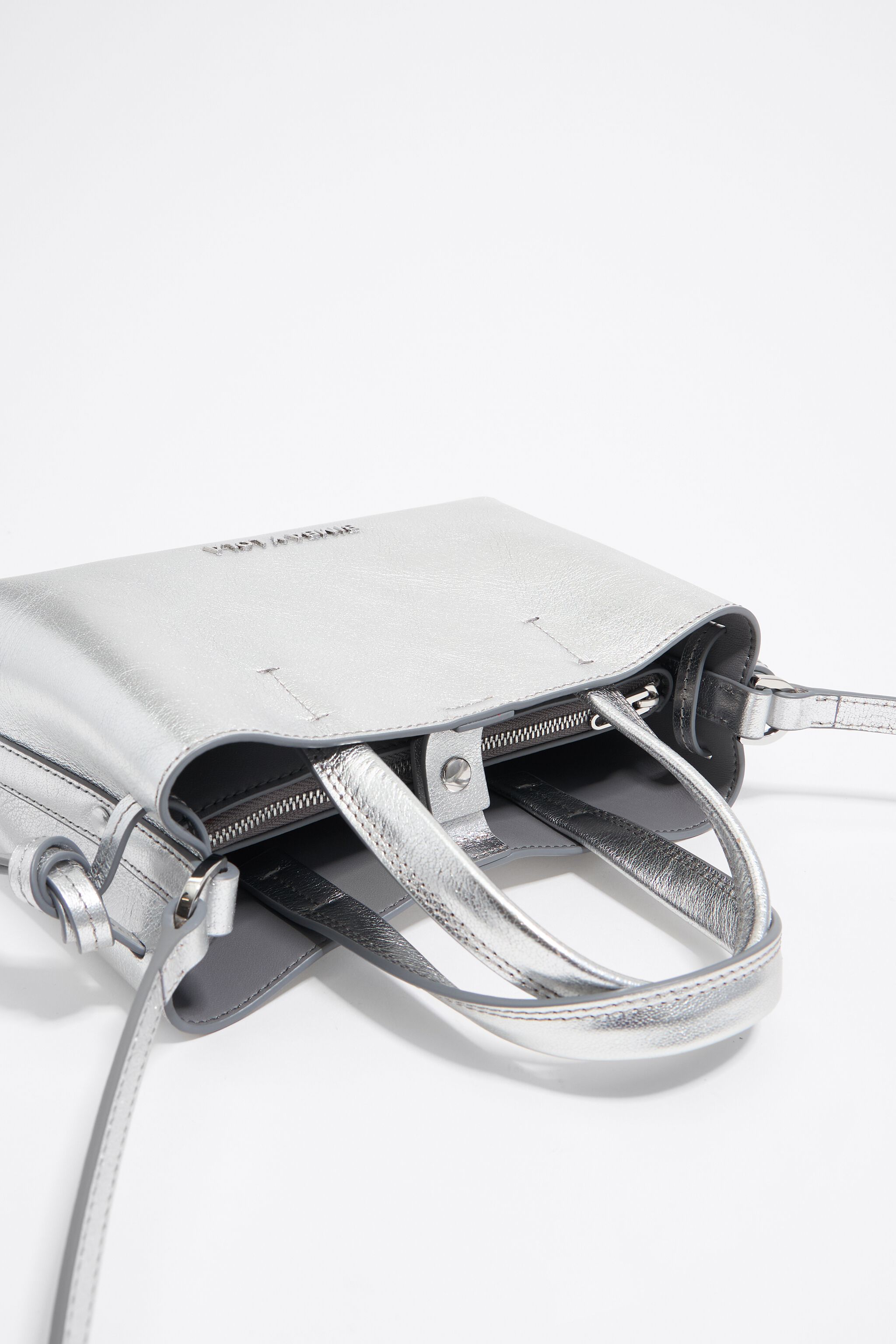 Mini silver leather Chihuahua bag