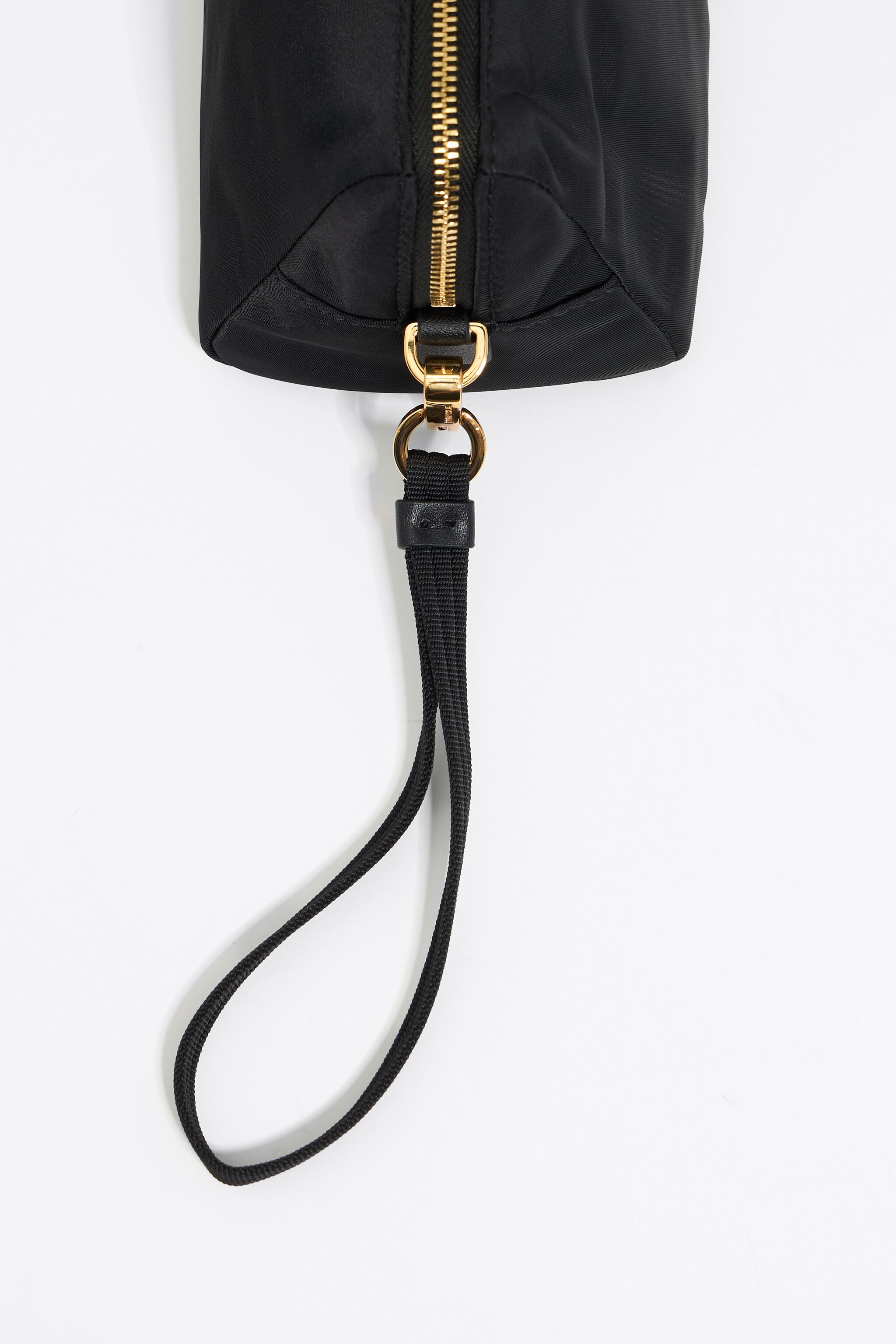 Medium black nylon make-up case