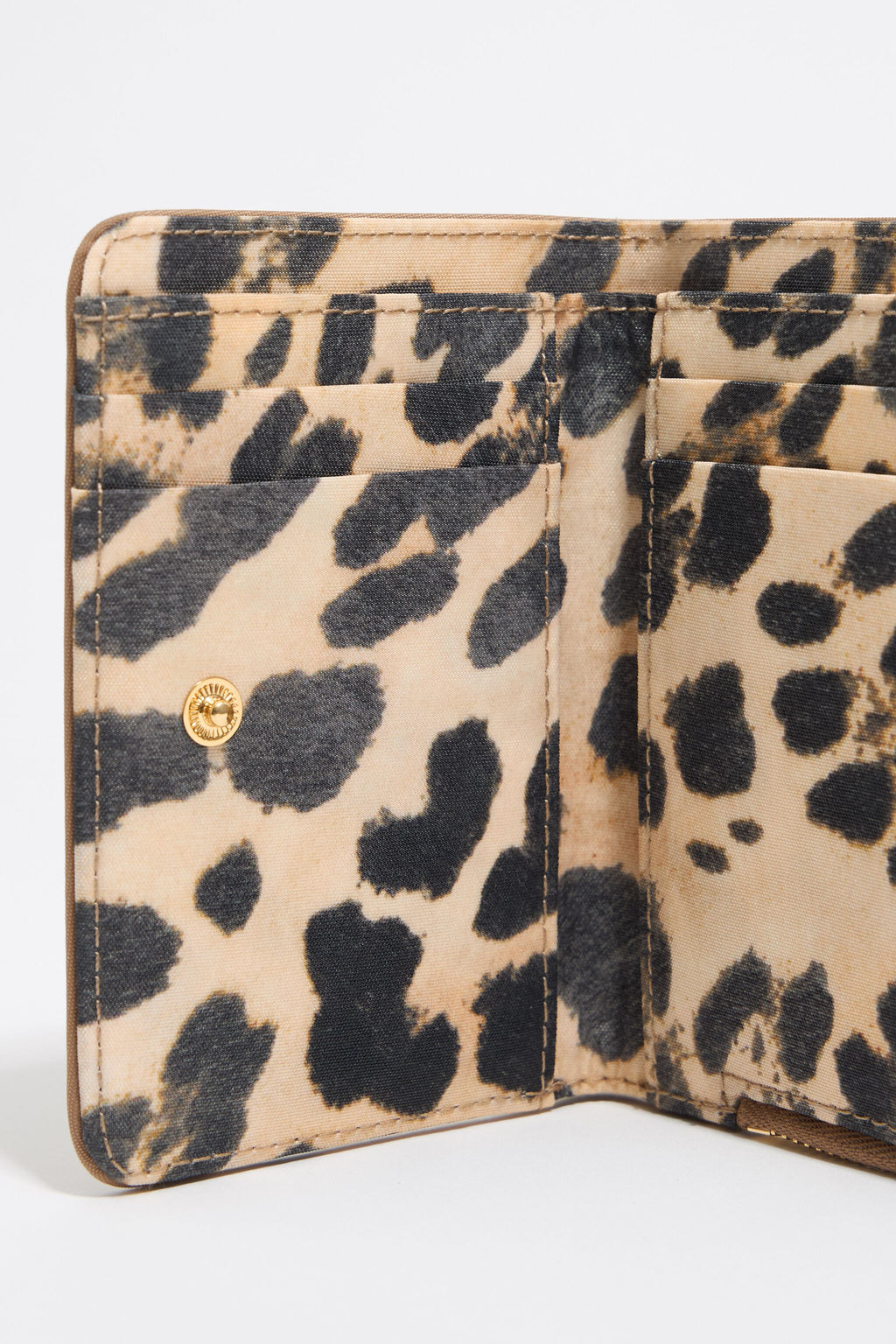 Bark brown nylon purse