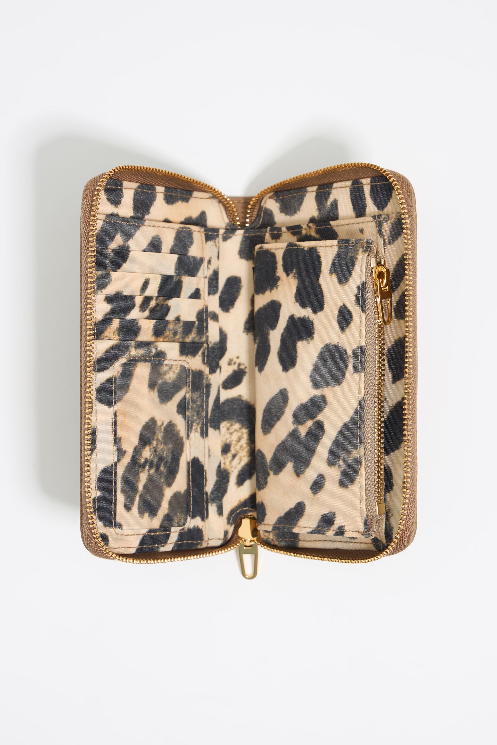 Bark brown nylon horizontal wallet