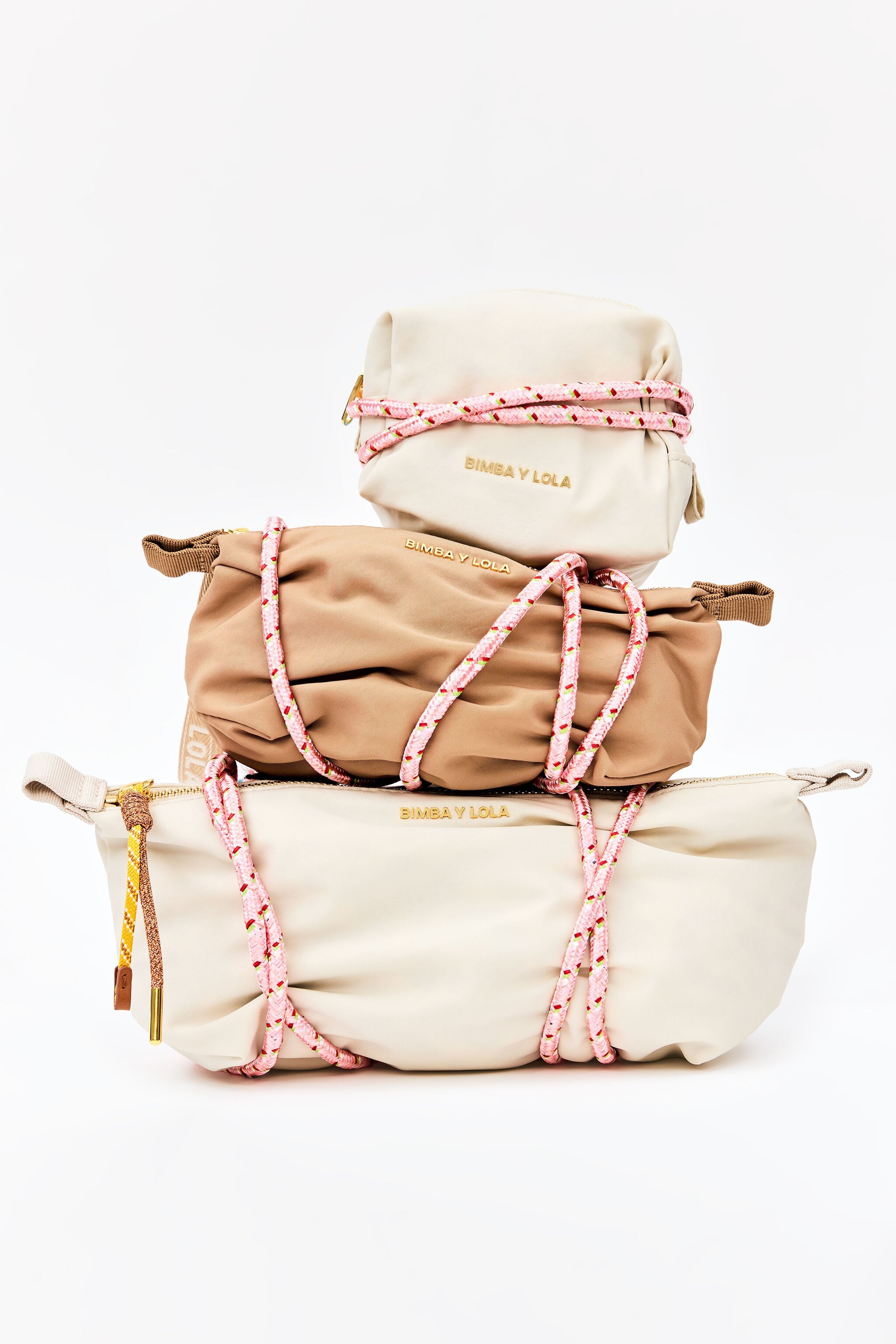 Medium stone white nylon trapezium make-up case