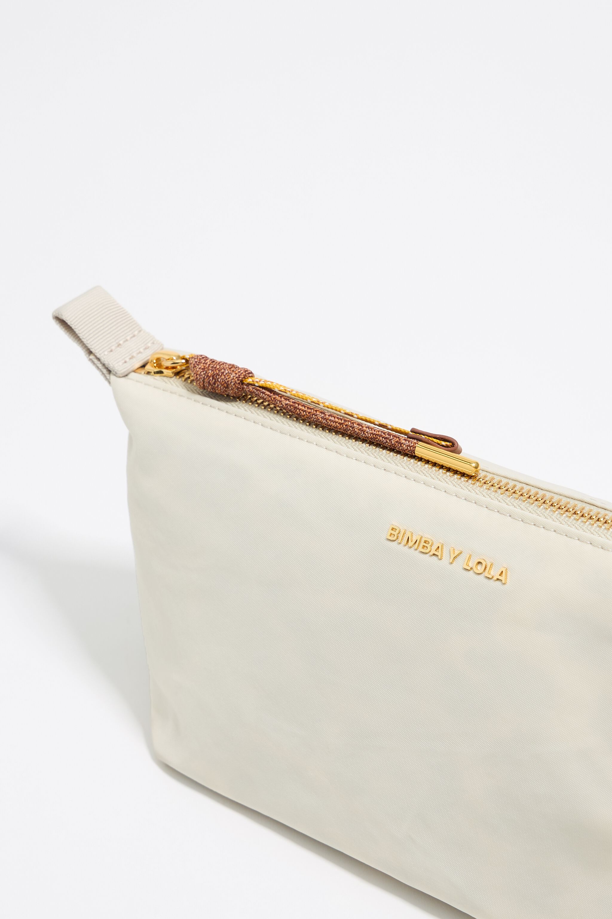 Medium stone white nylon trapezium make-up case