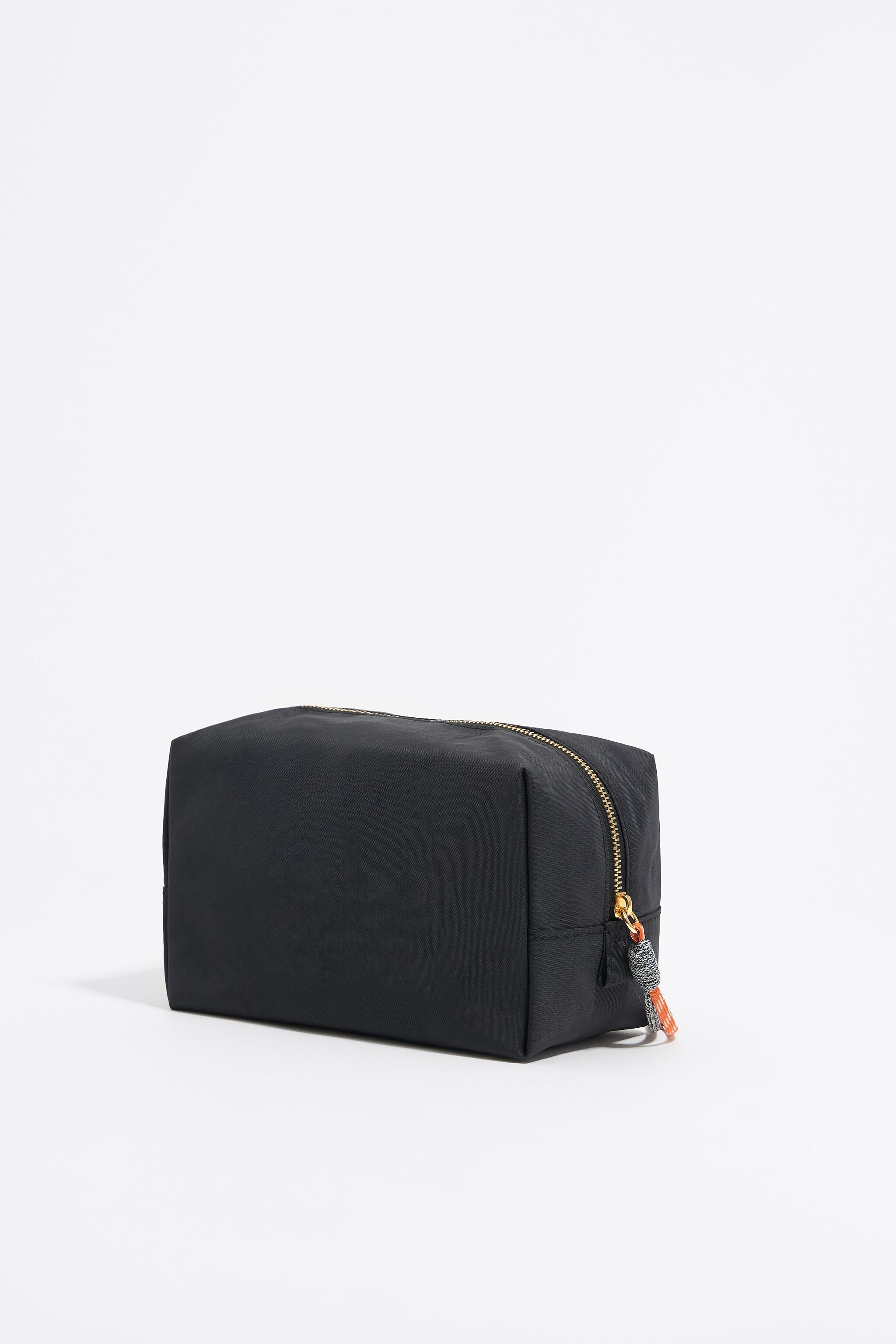 Medium black nylon make-up case