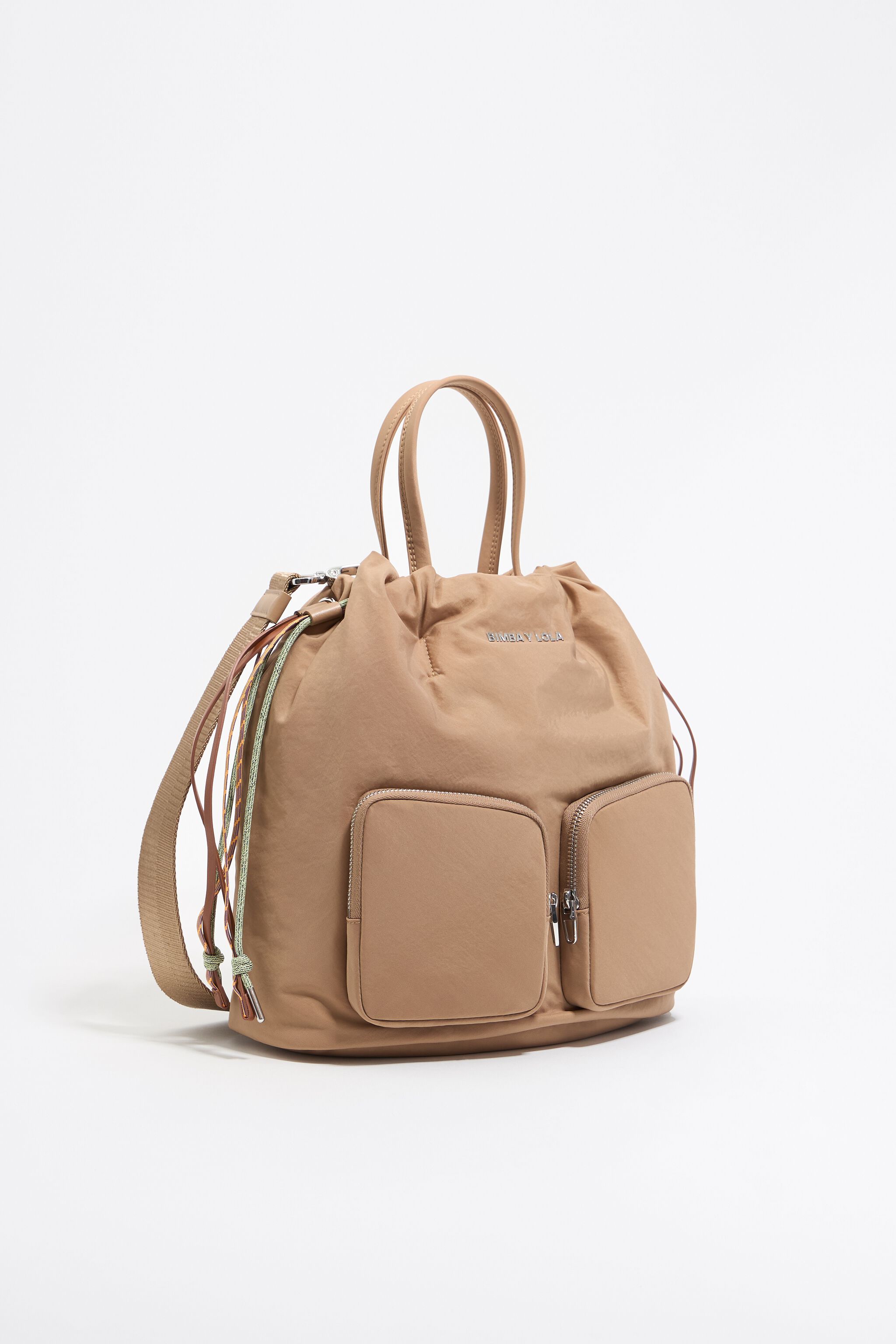 Medium bark nylon multi-pocket bag