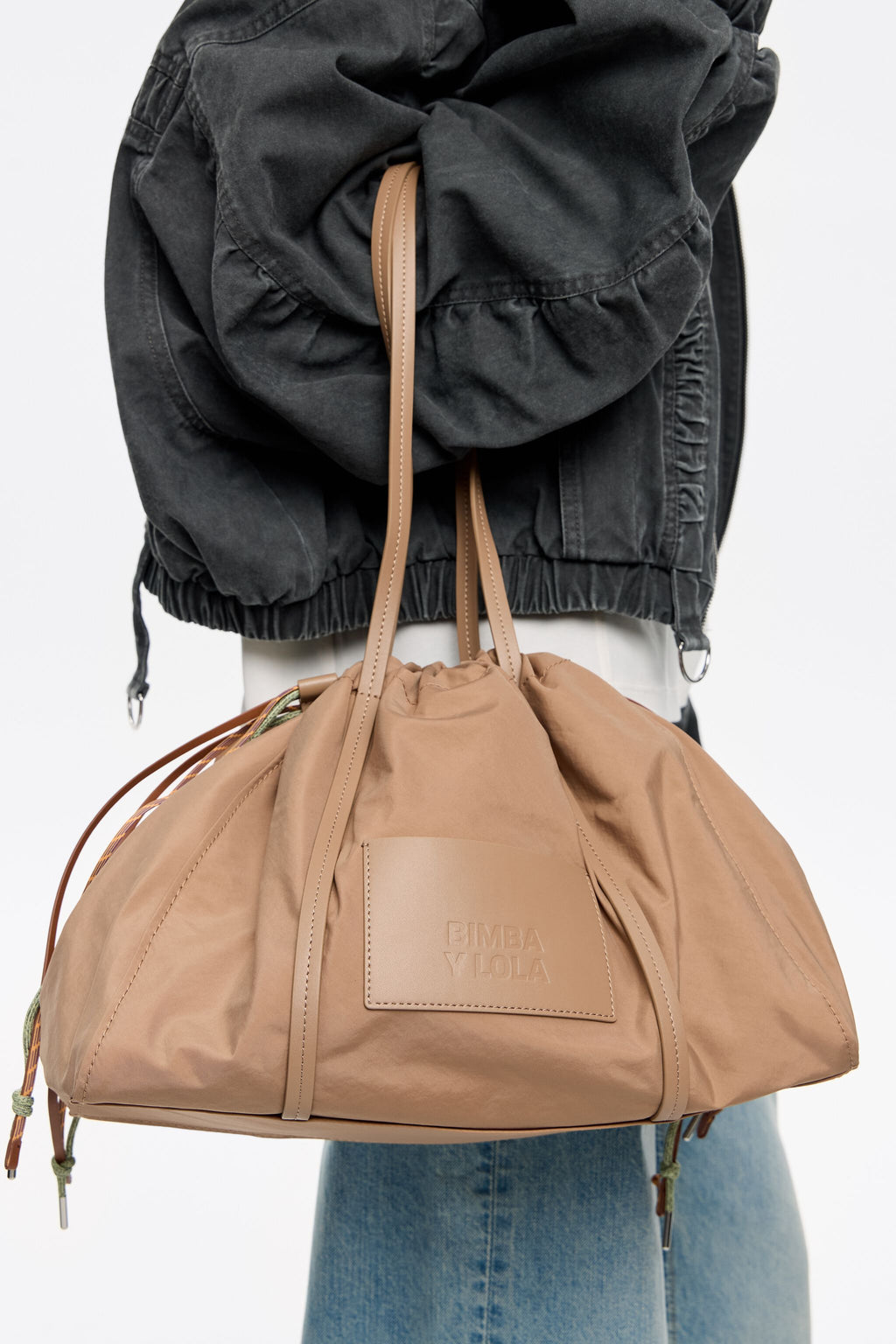 Large bark nylon crossbody bag