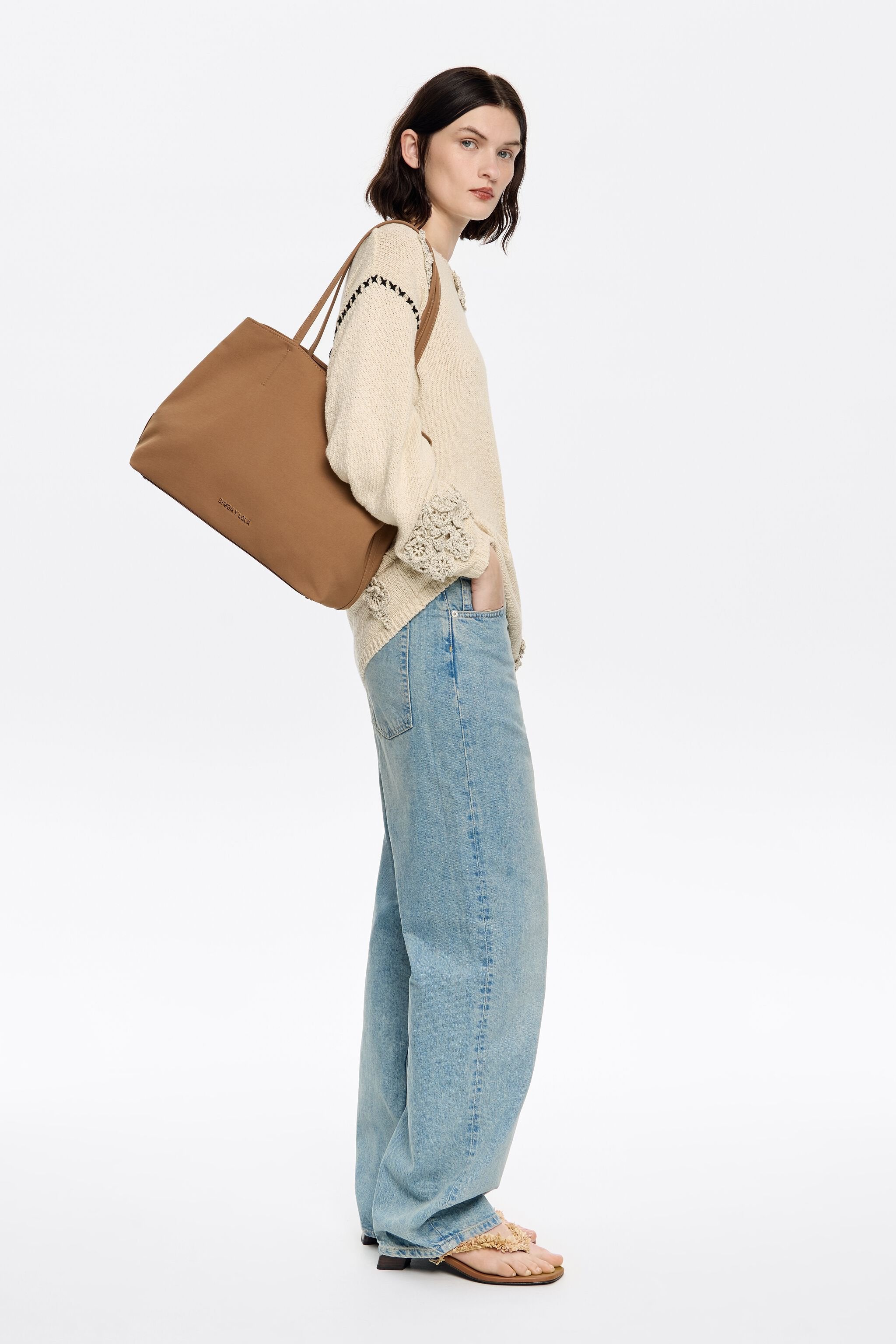 Large cinnamon gabardine Chihuahua shopper bag