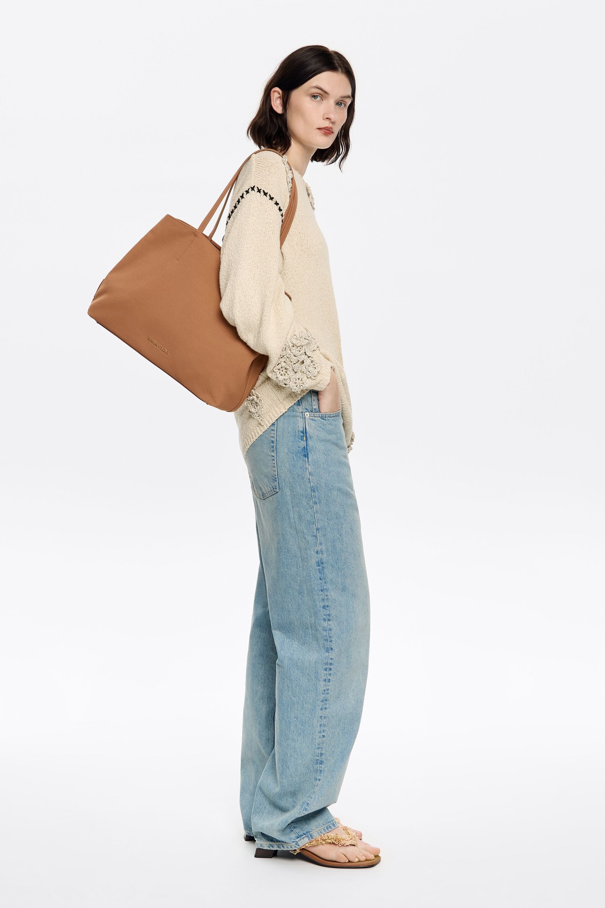 Large cinnamon gabardine Chihuahua shopper bag