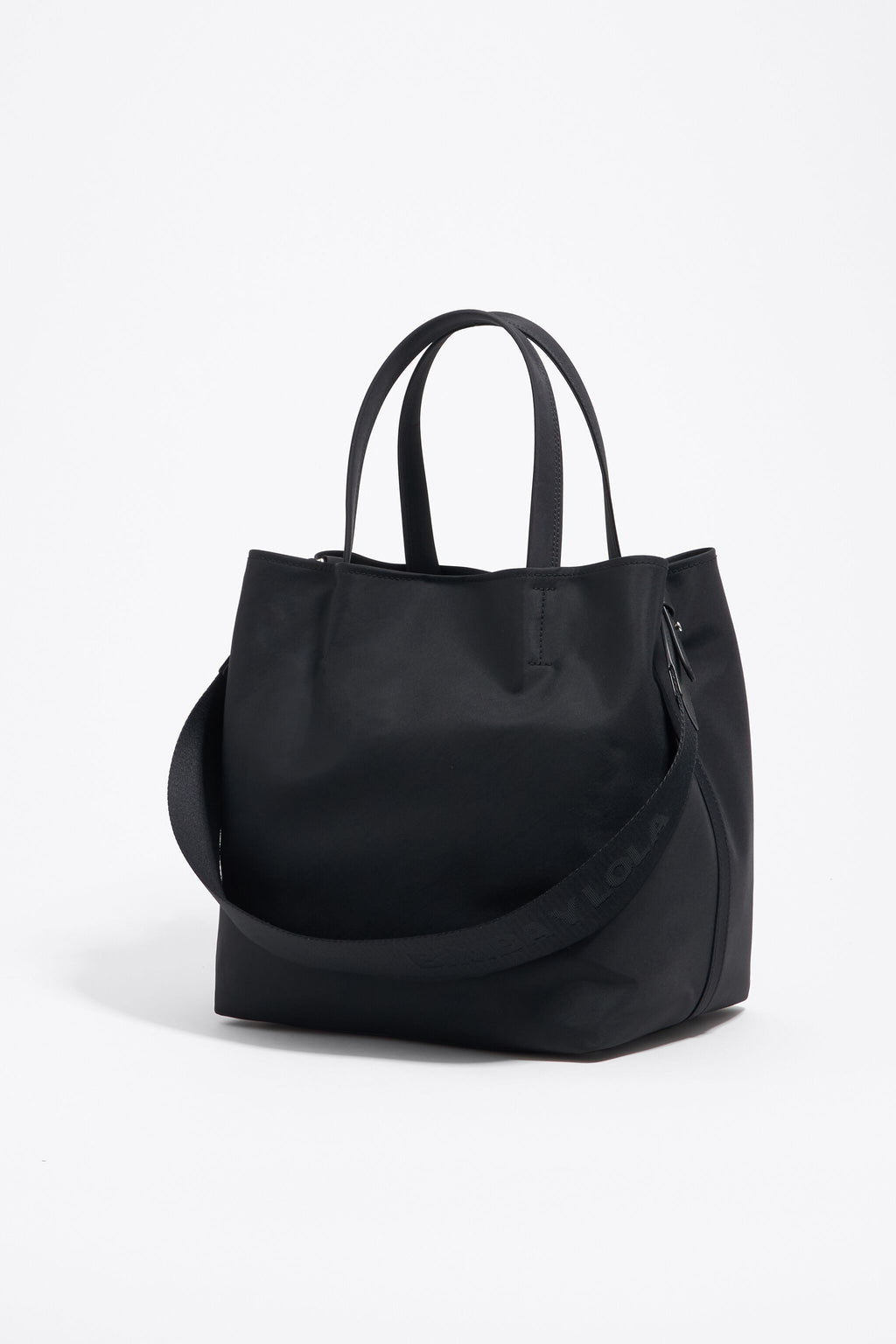 Large black nylon Chihuahua shopper bag