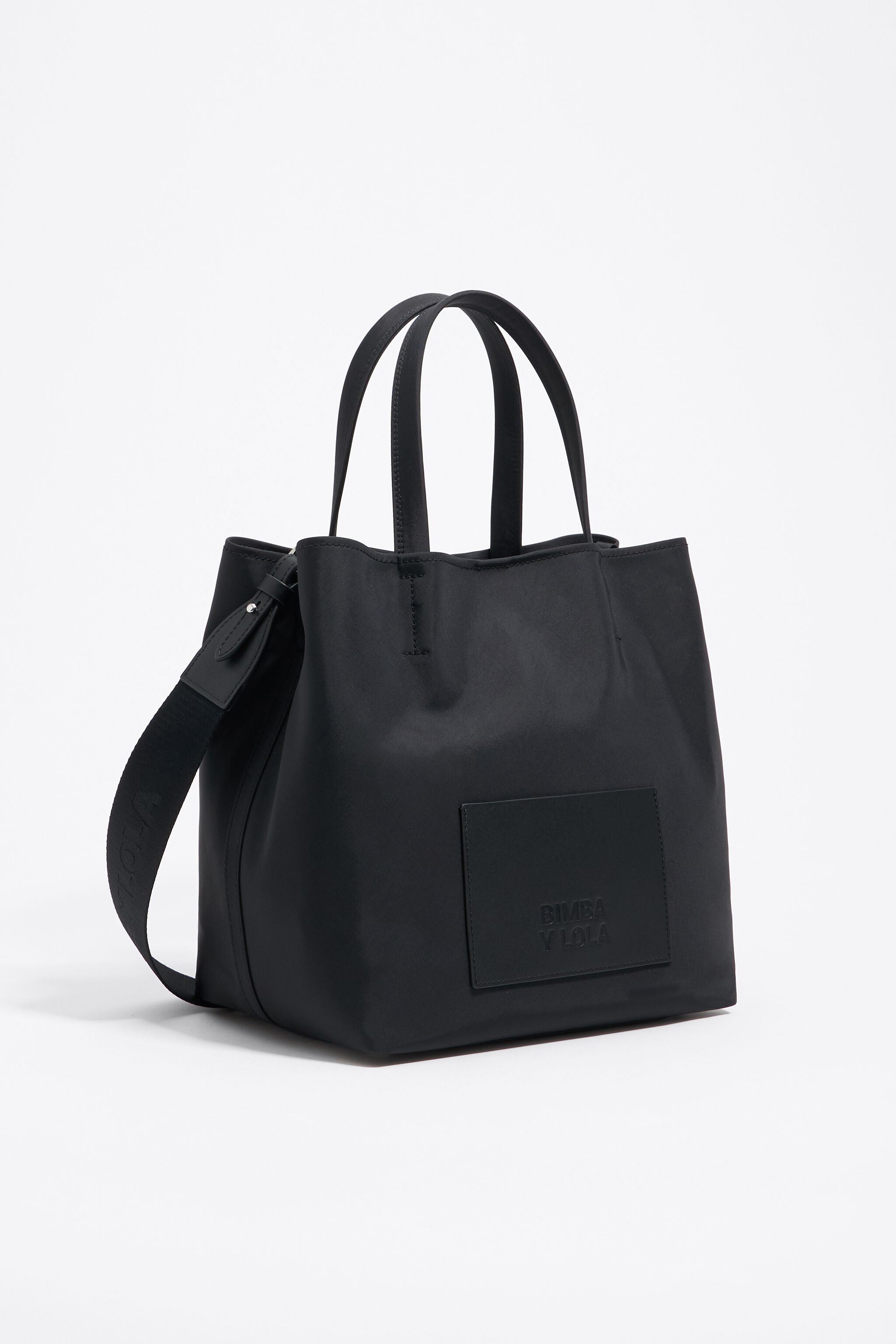 Large black nylon Chihuahua shopper bag